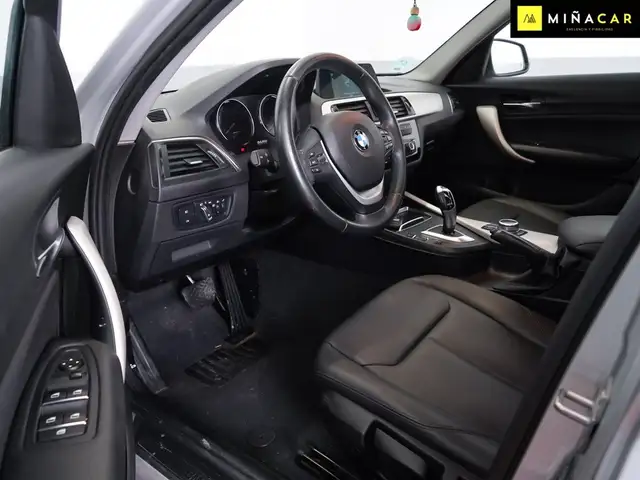 BMW 1 Series view 13