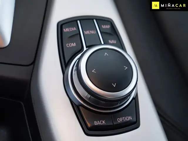 BMW 1 Series view 22