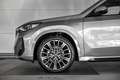 BMW iX1 eDrive20 67 kWh | M Sportpakket | Glazen panoramad Grijs - thumbnail 4