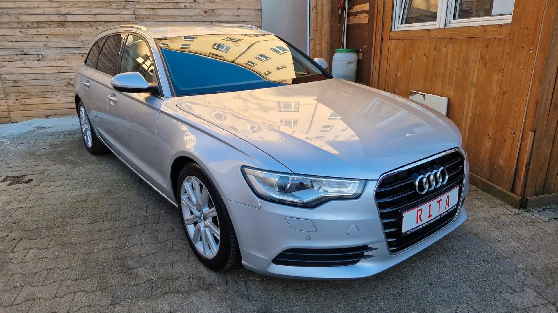 Audi A6 2.0 TDI Avant, Navi, PDC, SHZ, Xenon - 1