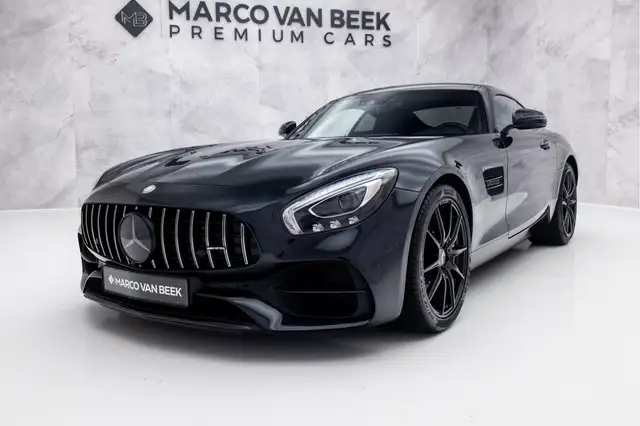 Mercedes-Benz Amg GT view 4