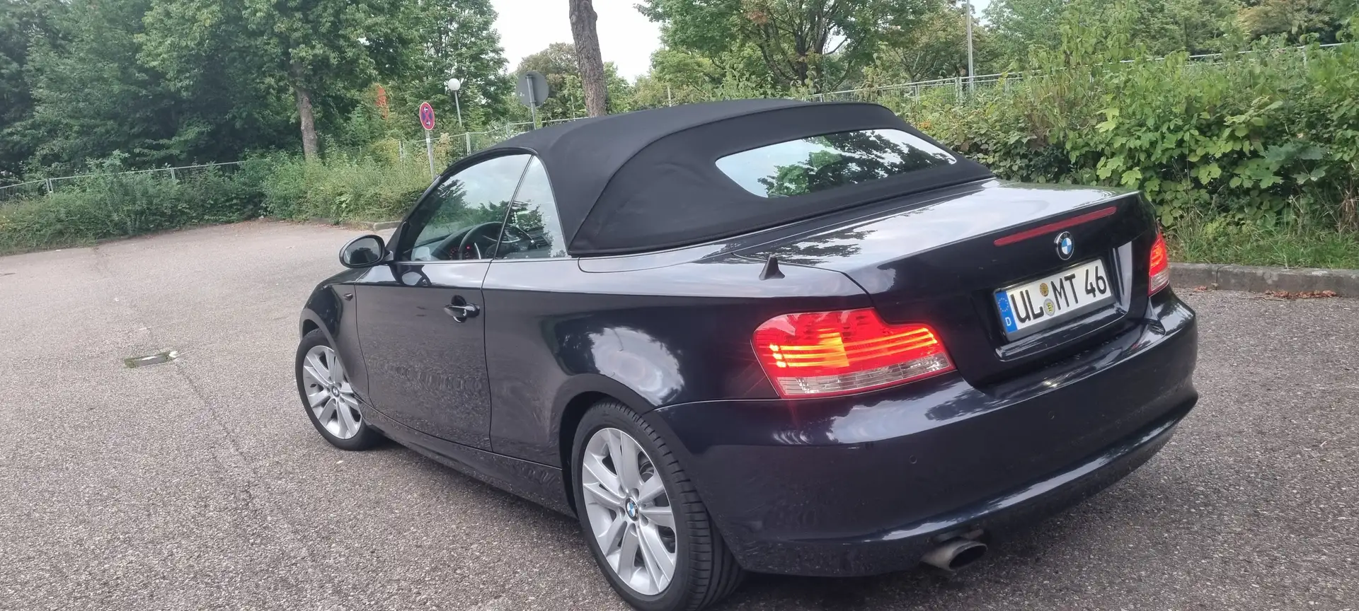 BMW 120 120i Cabrio Blau - 2
