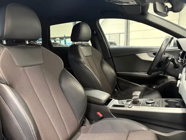 Audi A4 Avant view 10