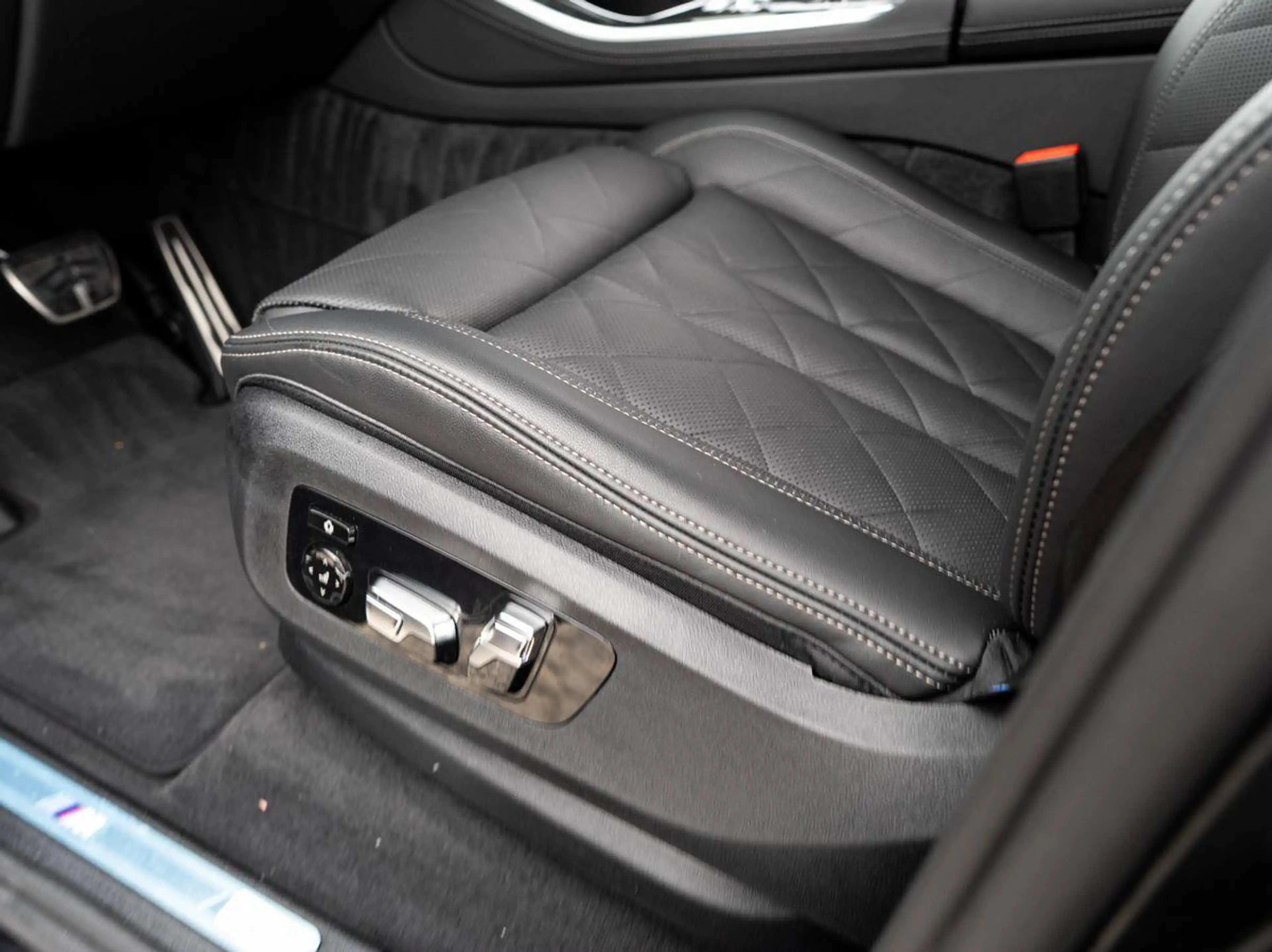 BMW X5 xDrive30d M-SportPRO PANO ACC H&K K-Sitz+Lüft — photo 9