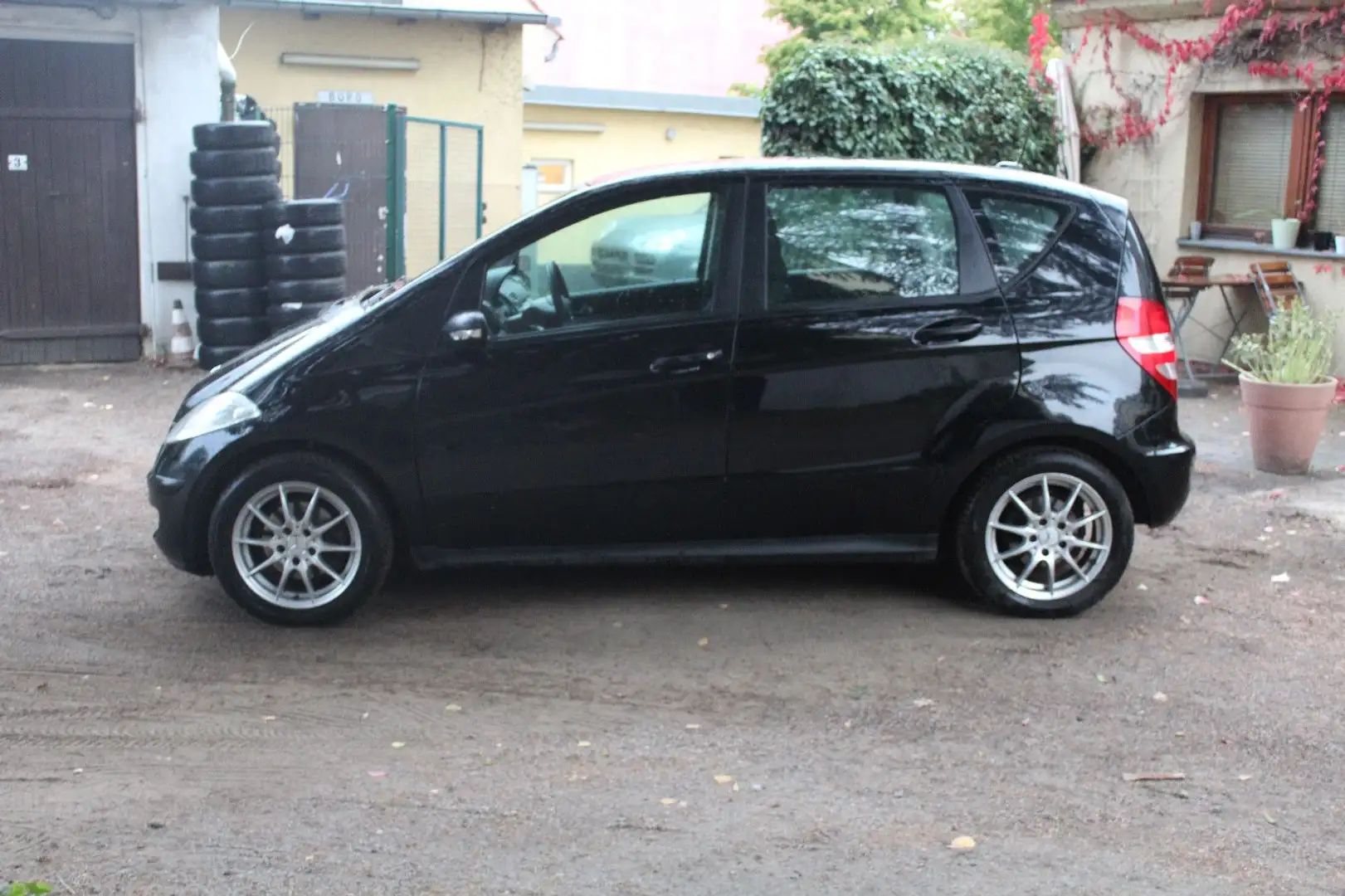Mercedes-Benz A 170 *Automatik*TÜV 11/2026* Schwarz - 2