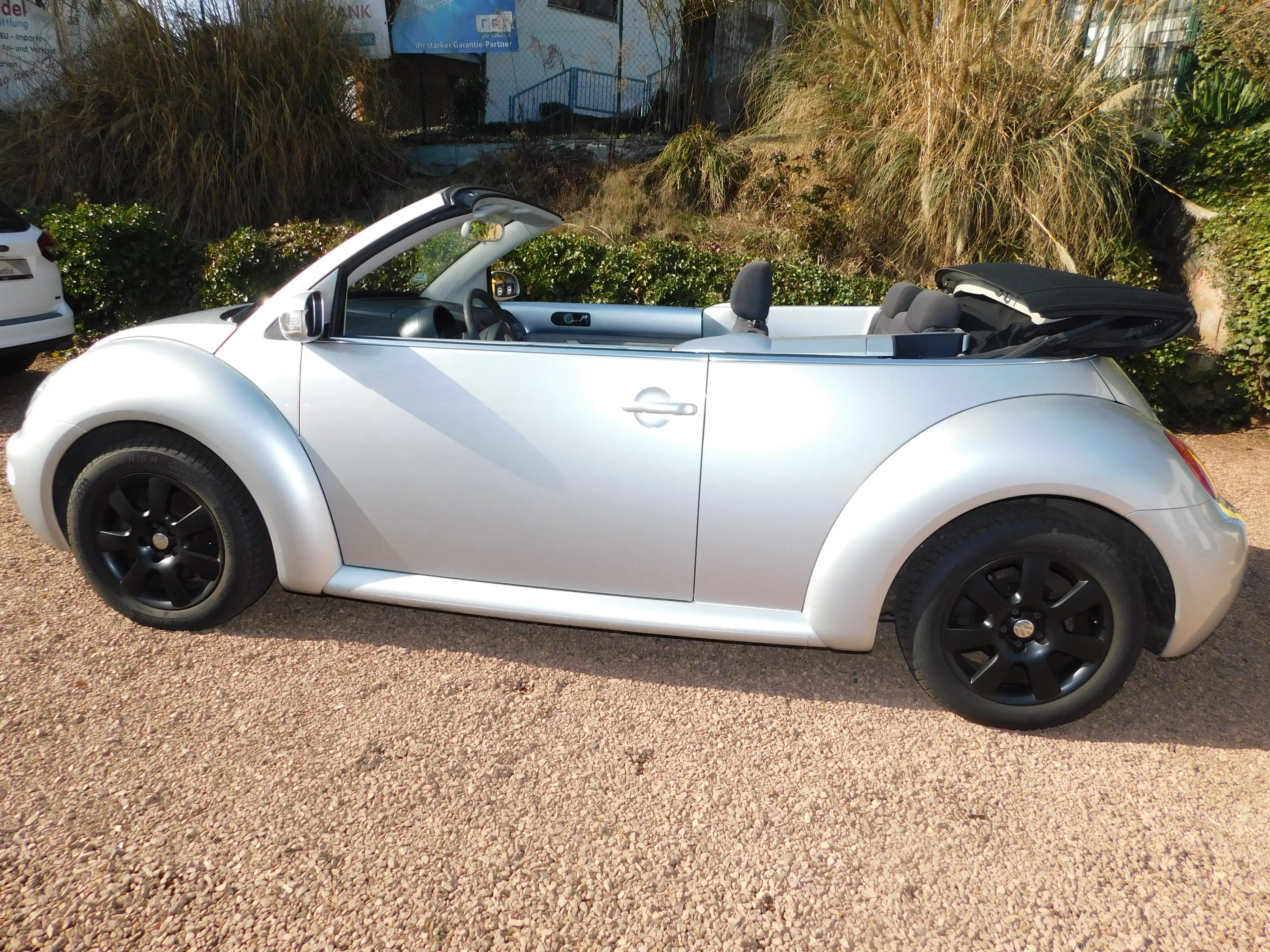 Volkswagen New Beetle Cabriolet 1.6 Dark Flint Service Neu AHK abn.