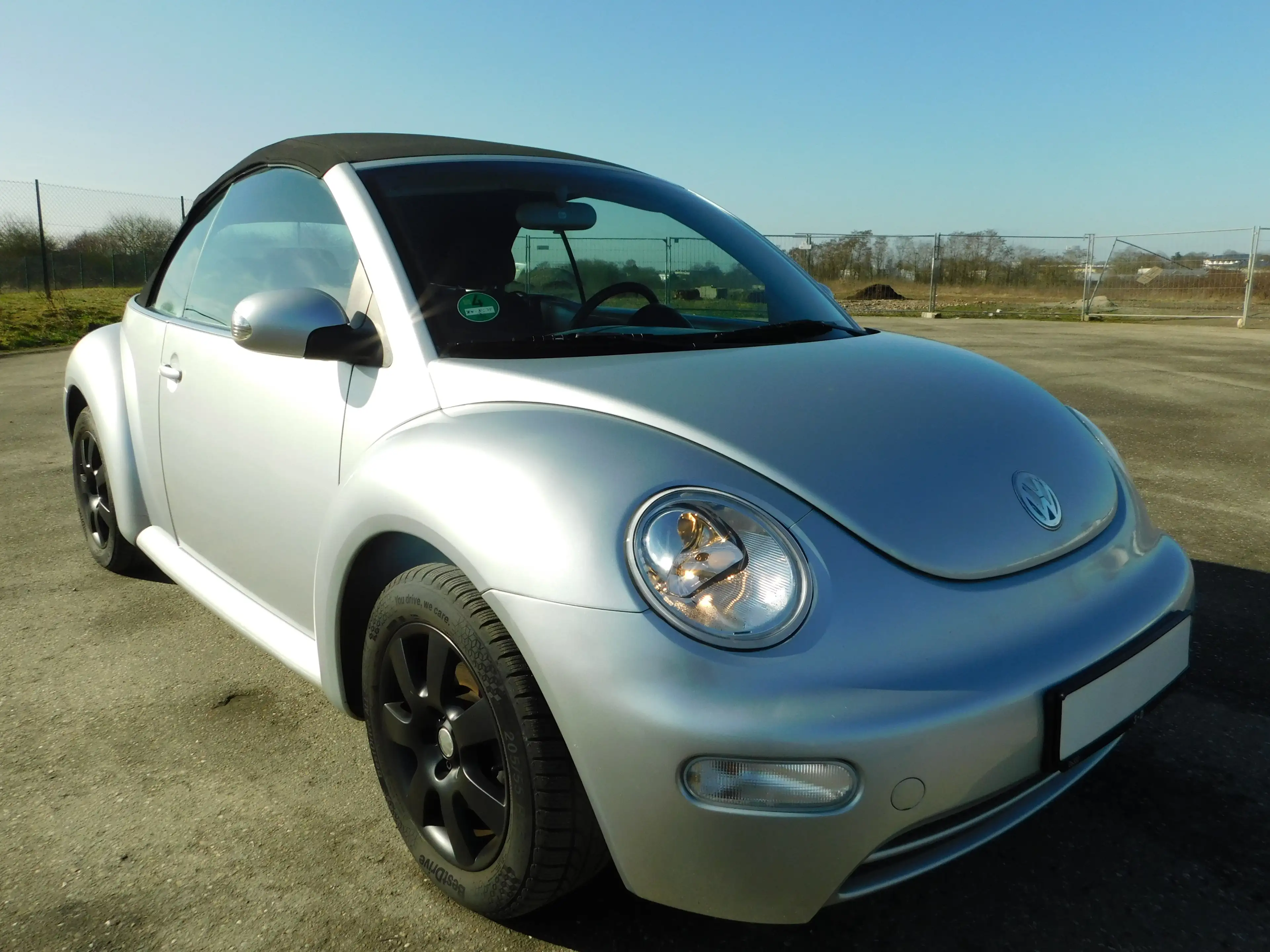 Volkswagen New Beetle Cabriolet 1.6 Dark Flint Service Neu AHK abn. — photo 2