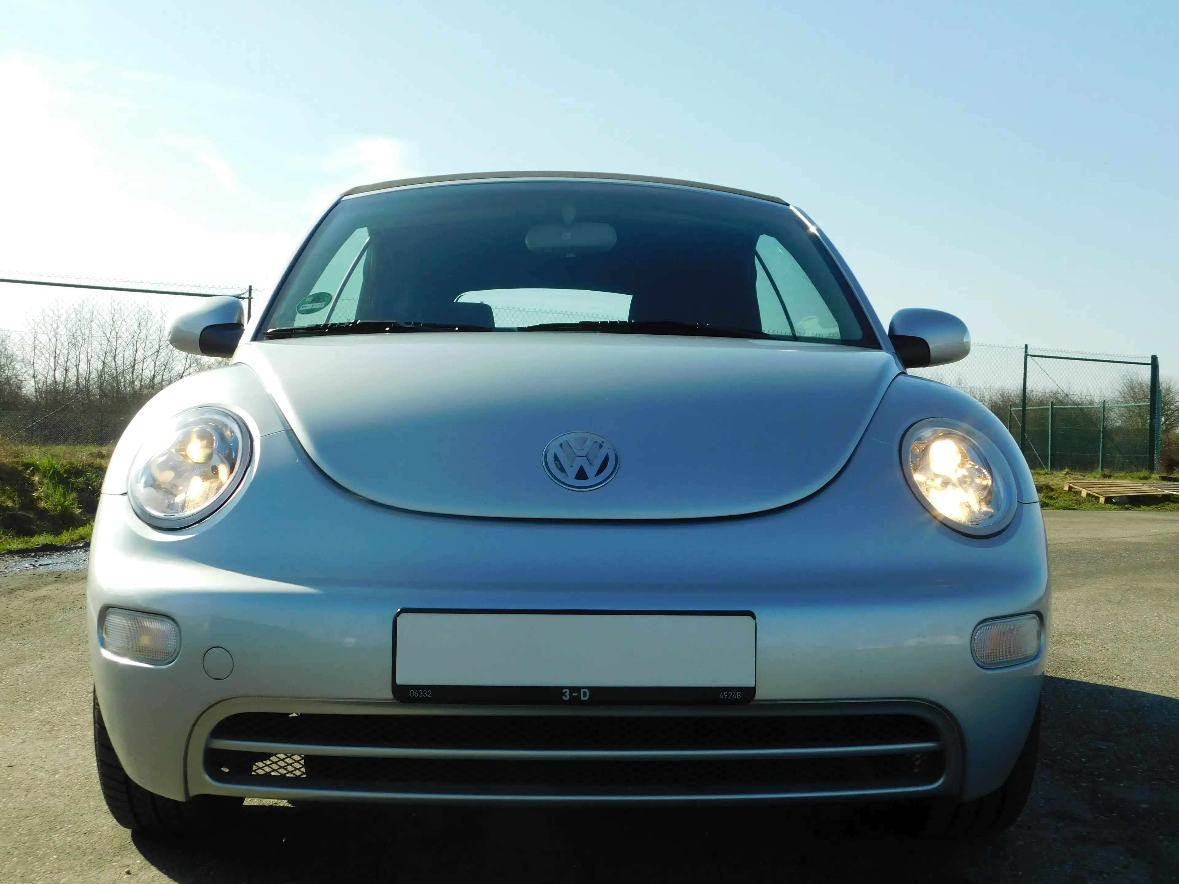 Volkswagen New Beetle Cabriolet 1.6 Dark Flint Service Neu AHK abn. — photo 4