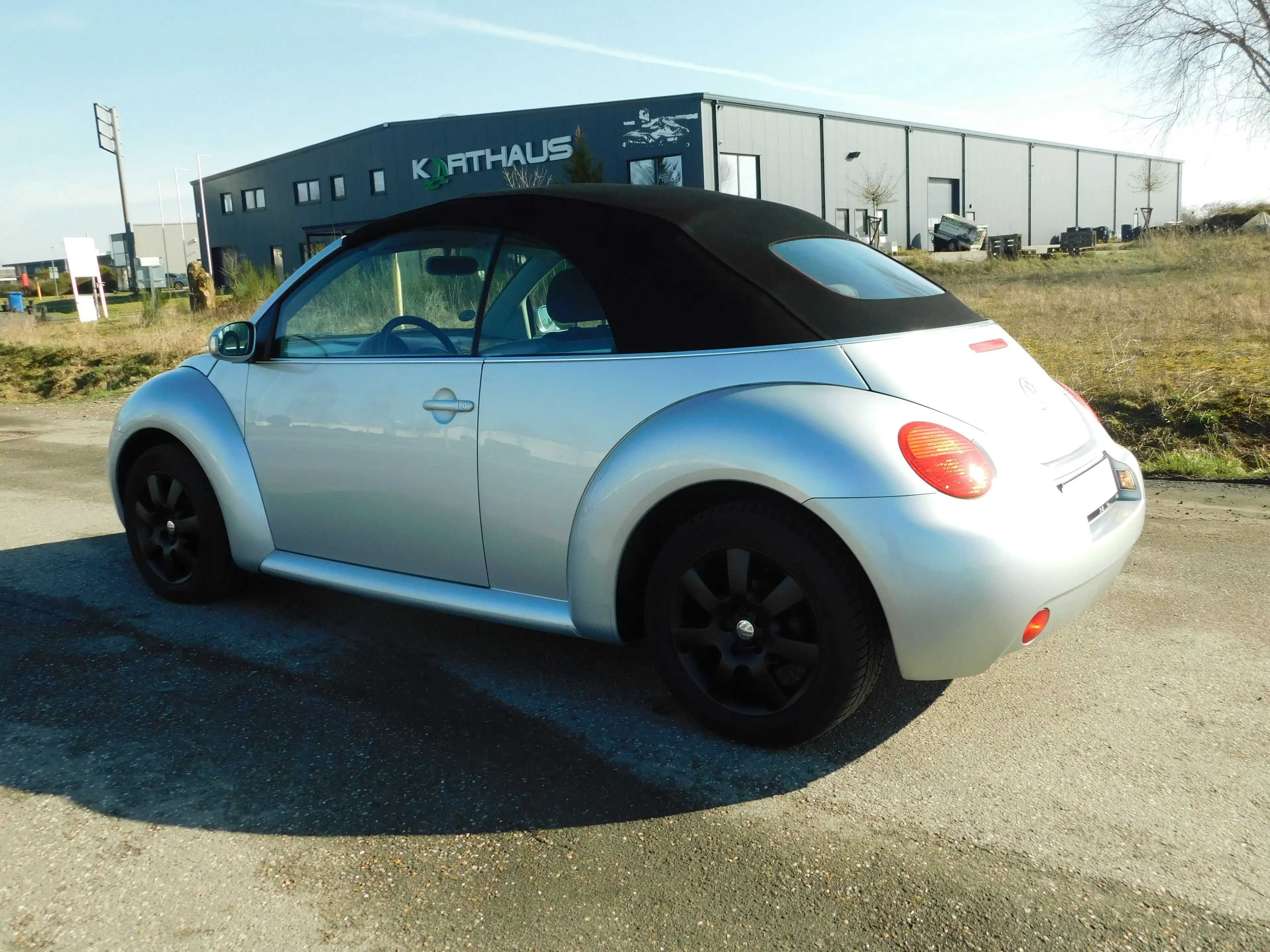 Volkswagen New Beetle Cabriolet 1.6 Dark Flint Service Neu AHK abn. — photo 13