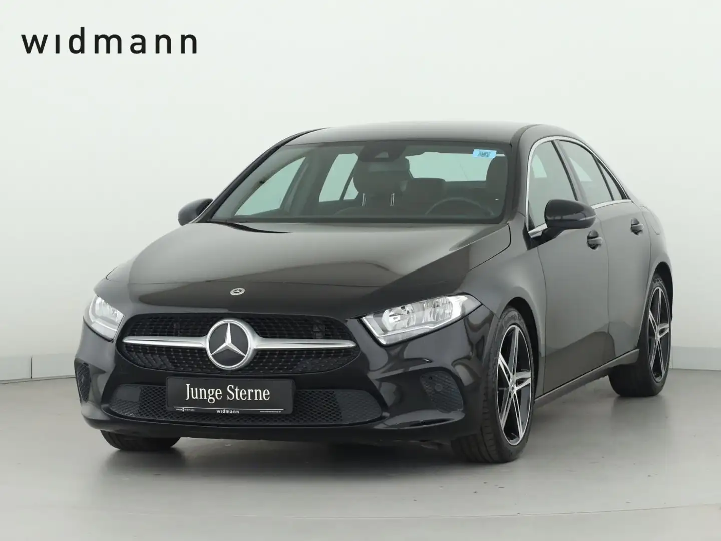 Mercedes-Benz A 200 d Lim *Progressive*AHK*PDC*Kamera*Tempomat Noir - 1