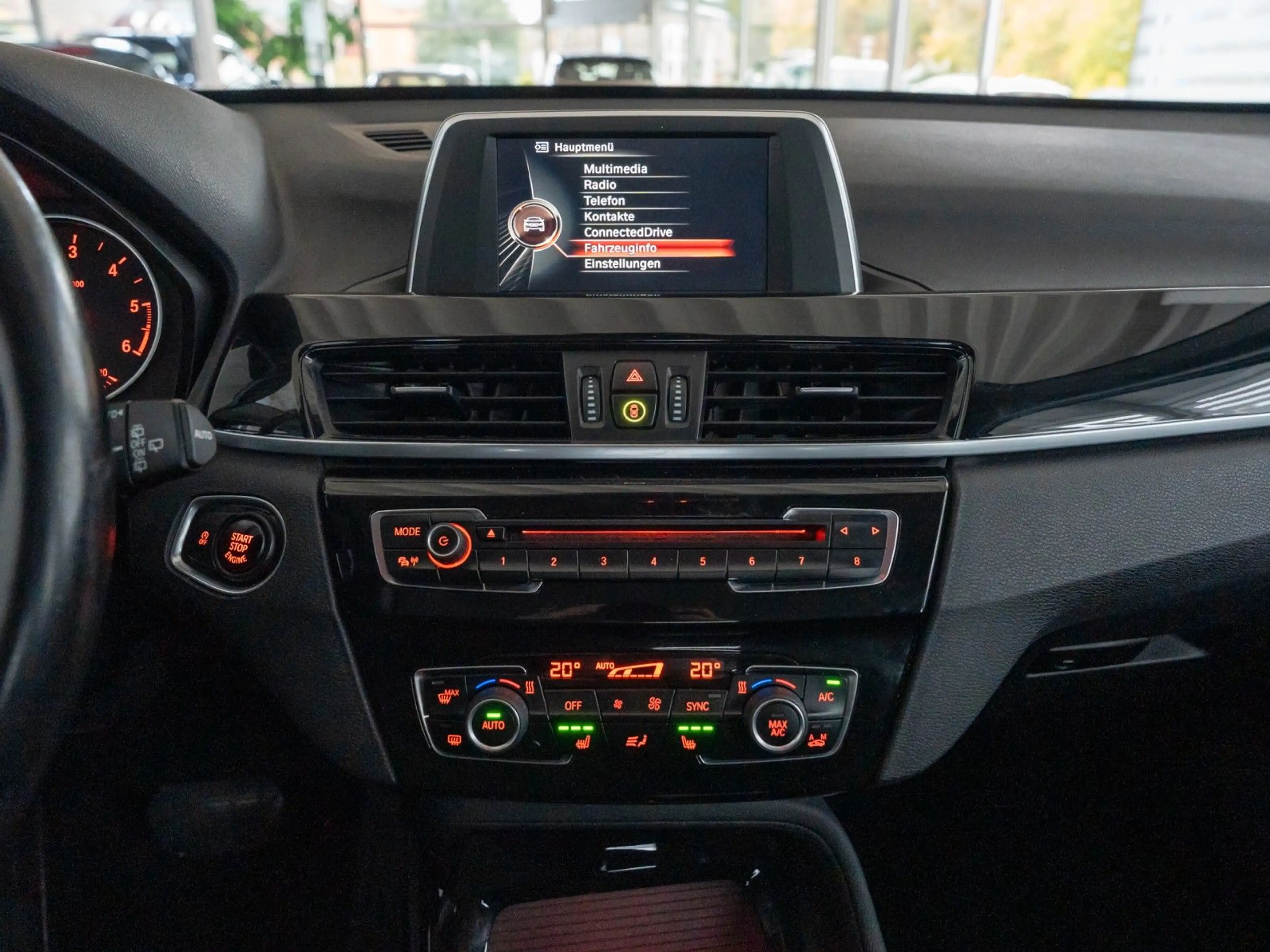 BMW X1 sDrive 18 d Advantage — photo 14