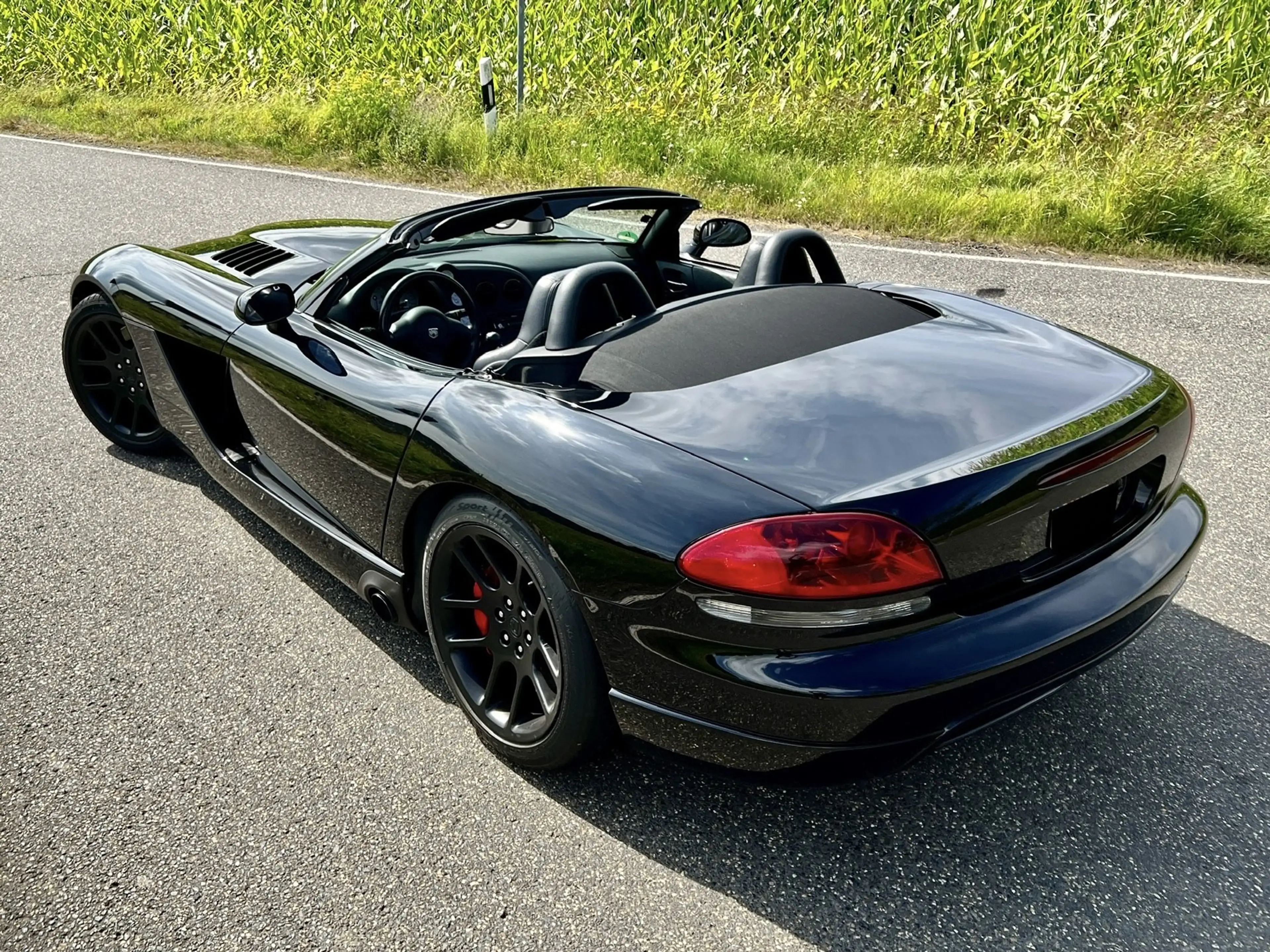 Dodge Viper - SRT 10 - Sidepipes - 8.3 V10 - — photo 4