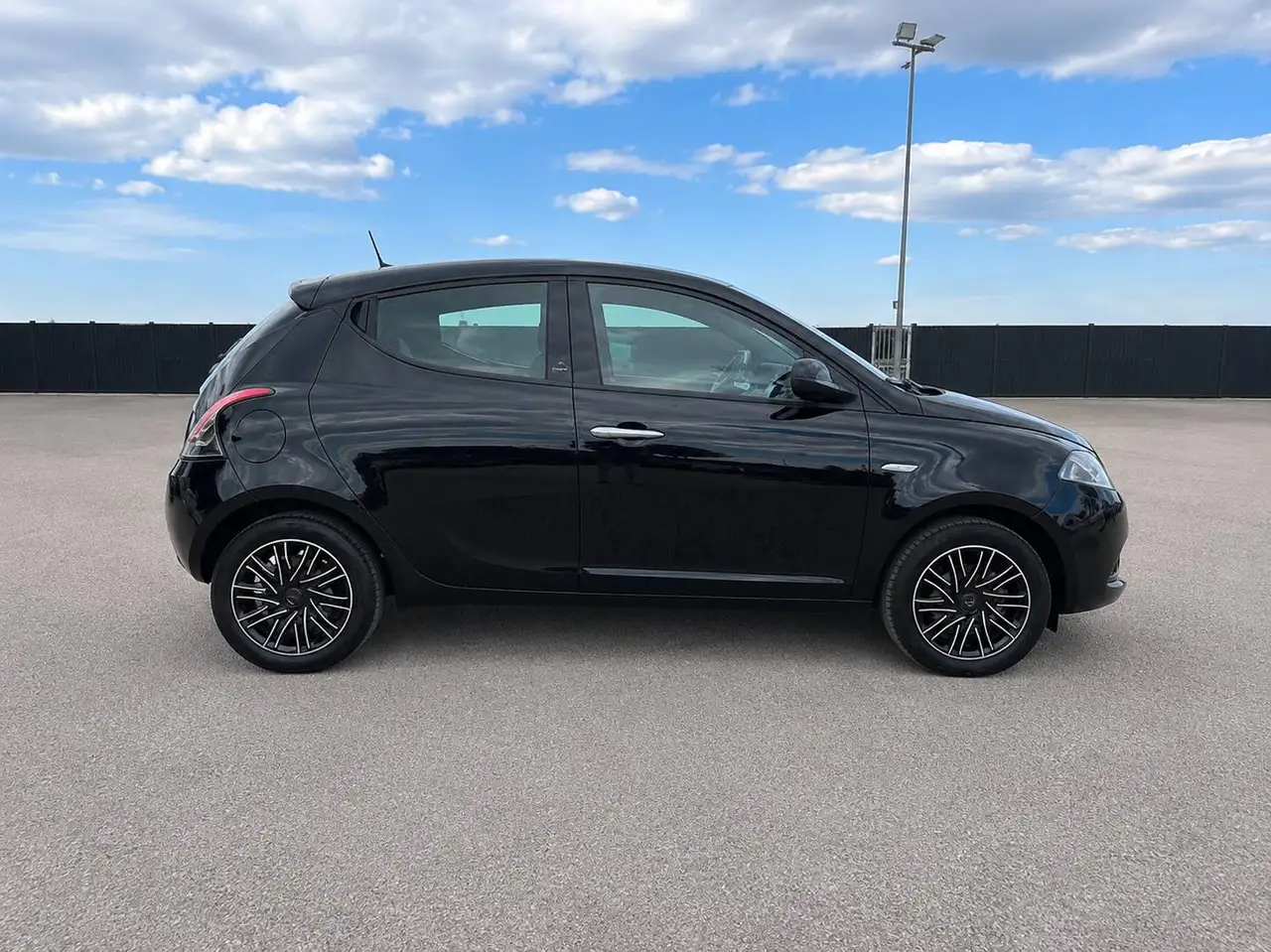 Lancia Ypsilon 2021