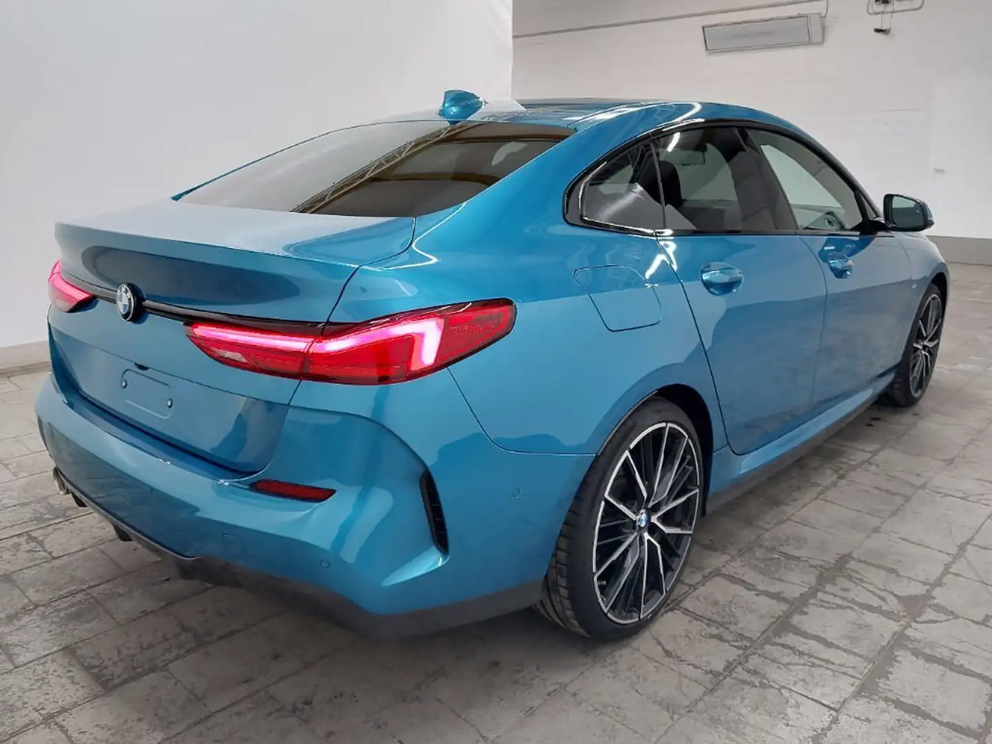 BMW 218 i Gran Coupe M Sport PANO/H&K/PARKASSIST/DAB Blau - 2