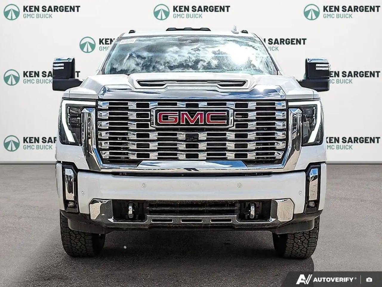 GMC Sierra 3500HD fotografie GMC Sierra 3500HD