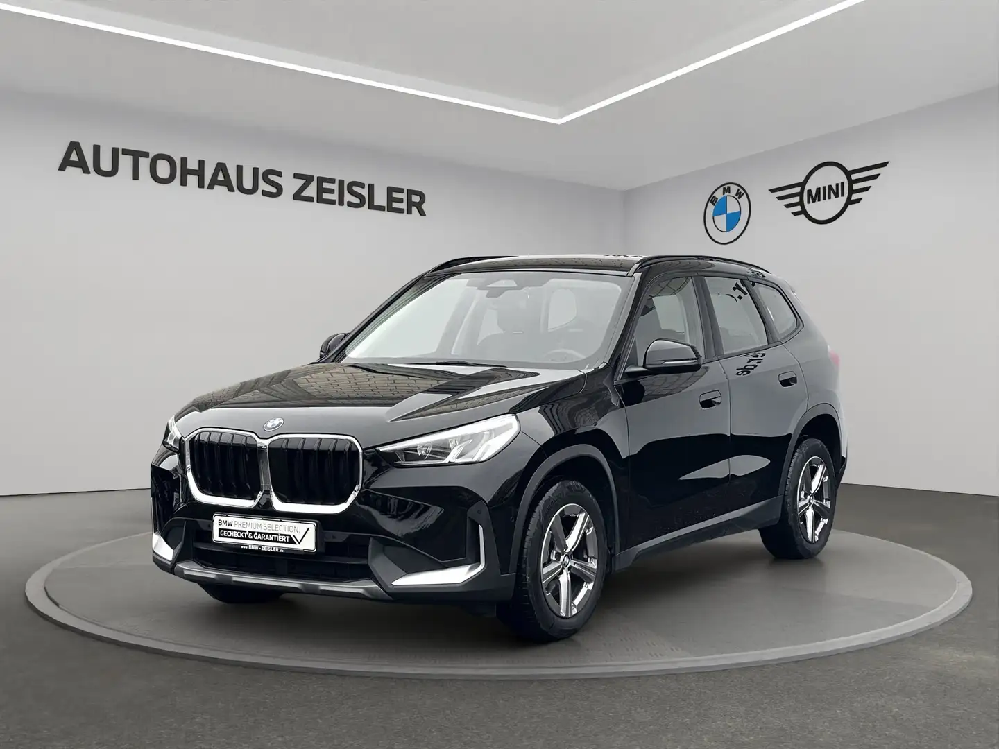 BMW X1 sDrive18d Rückfahrkamera Sitzheizung Navi Schwarz - 1