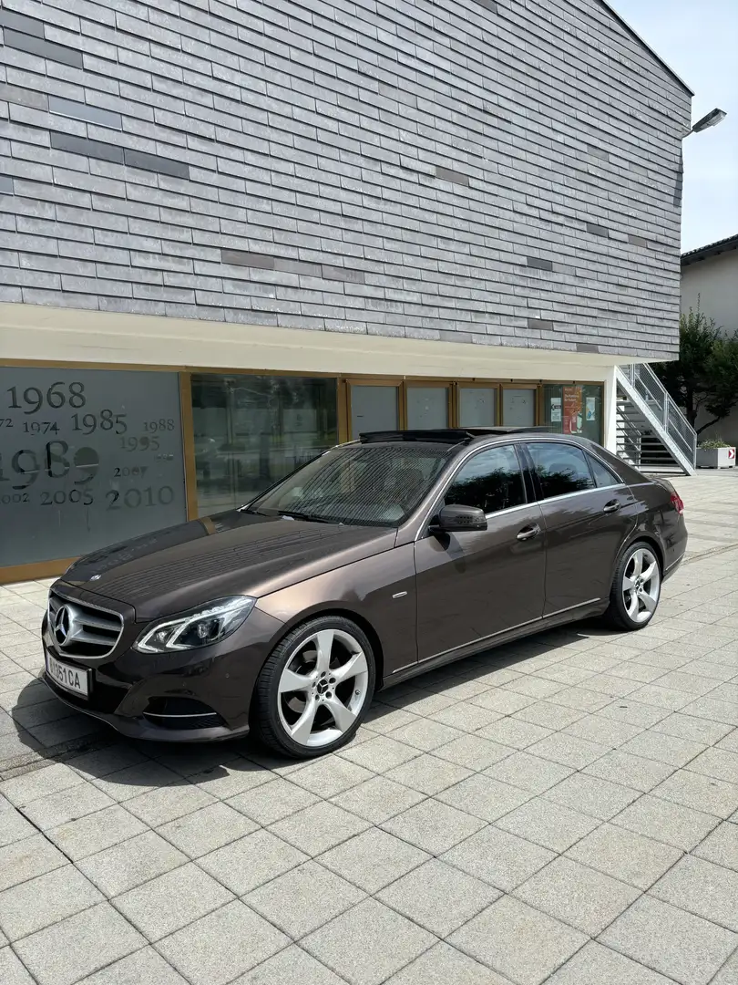Mercedes-Benz E 220 BlueTEC BlueEfficiency Edition Avantgarde Aut. - 1