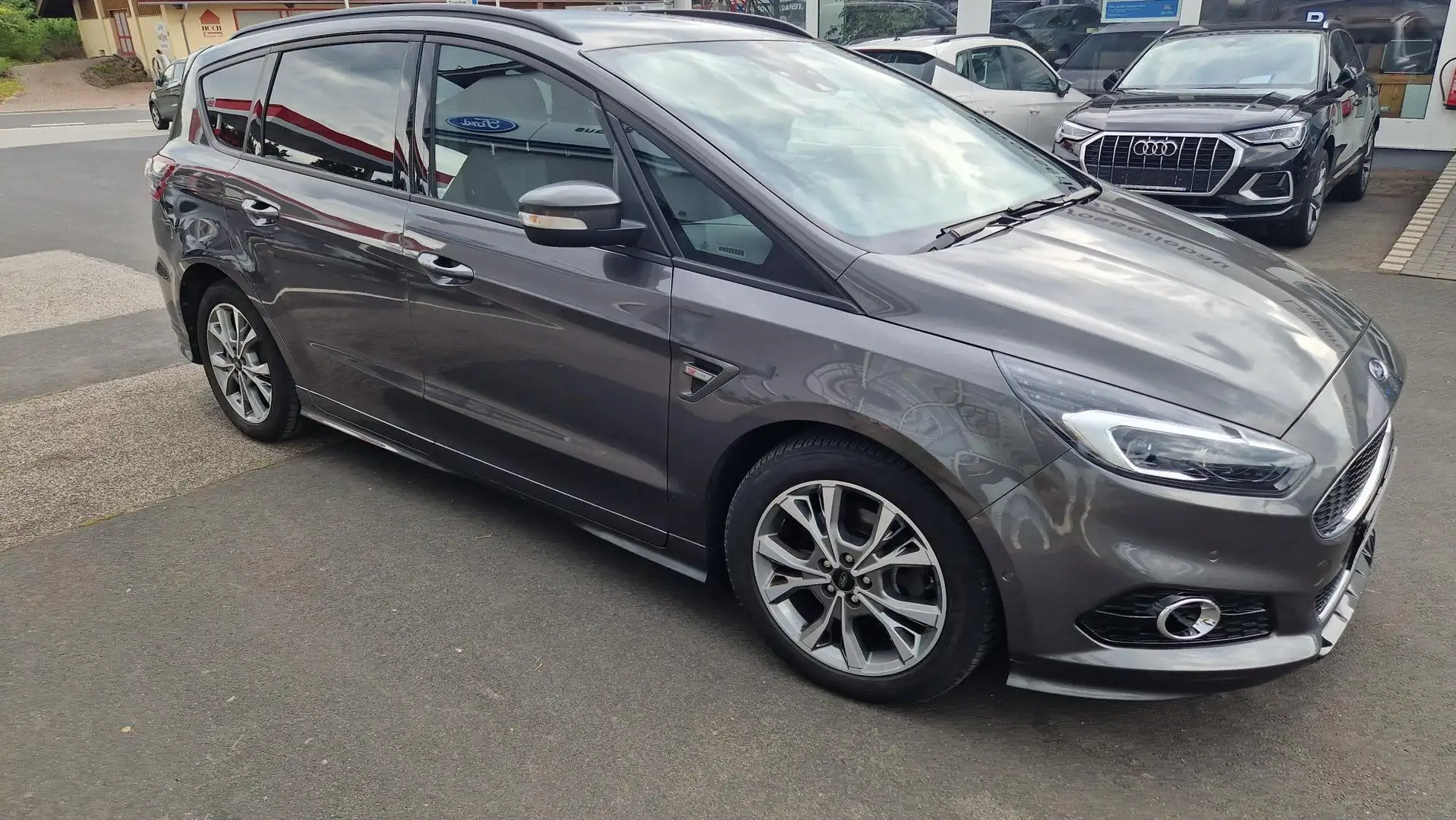 Ford S-Max ST-Line 5-Sitzer Gri - 2