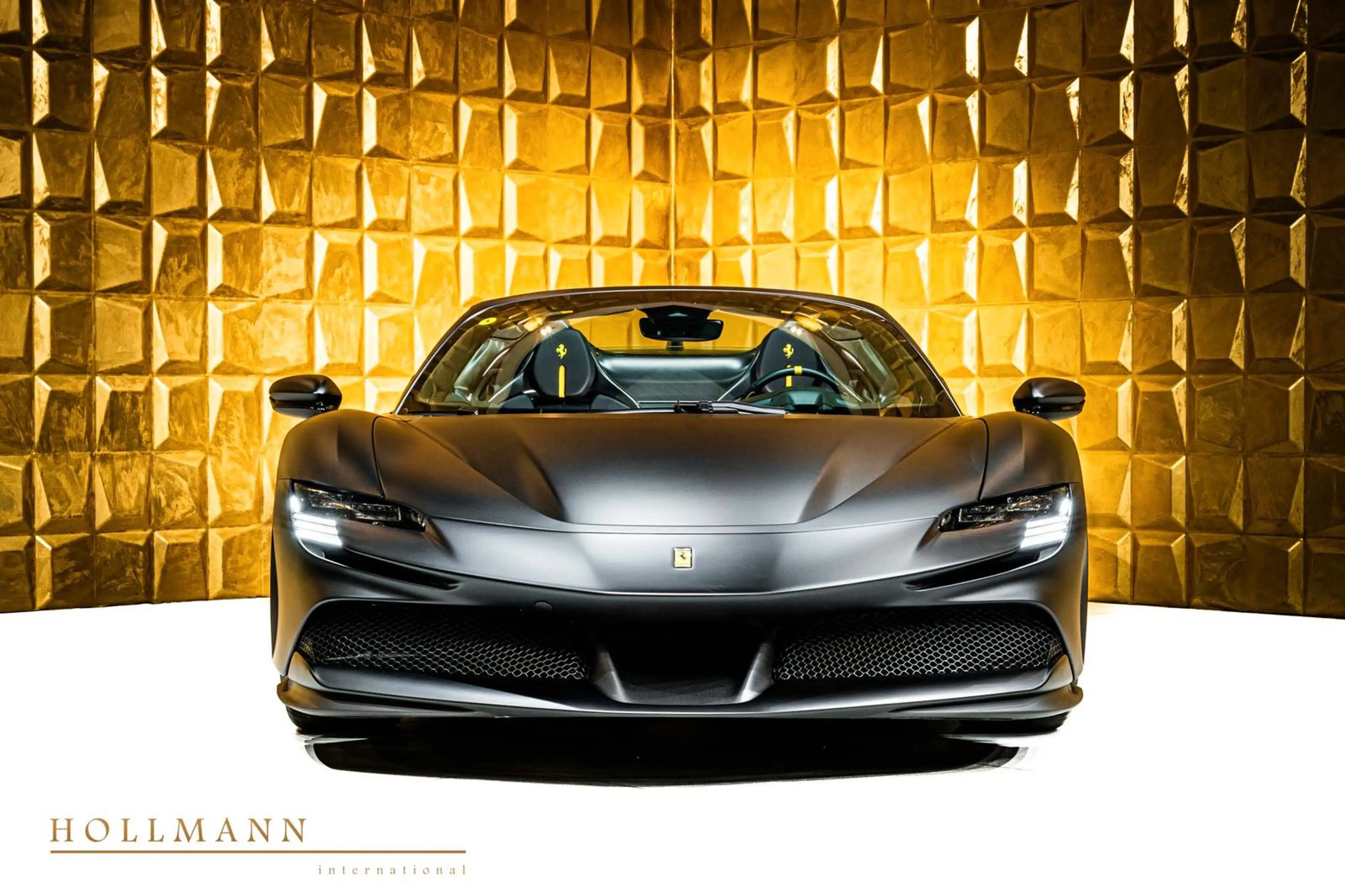 Ferrari SF90 Spider EXTENDED FIORANO+CARBON WHEELS+ — photo 9