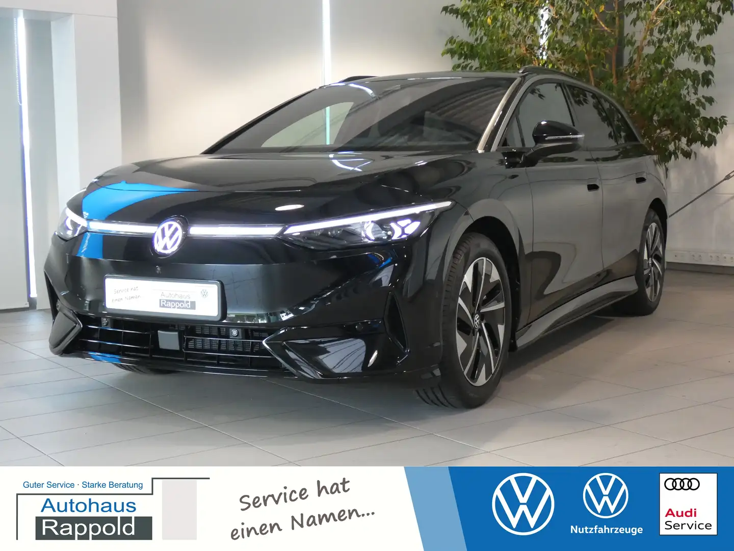 Volkswagen ID.7 Tourer Pro 210 kW AHK DCC MATRIX NAVI UMGEBUNGSKAM Schwarz - 1