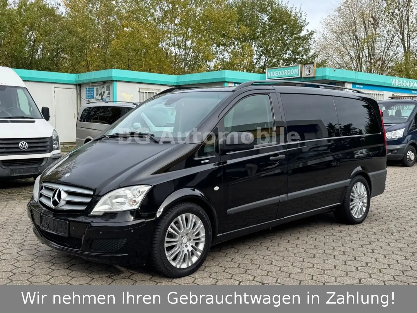 Mercedes-Benz Vito Kombi 122 CDI lang V6 *8 Sitzer* Schwarz - 1