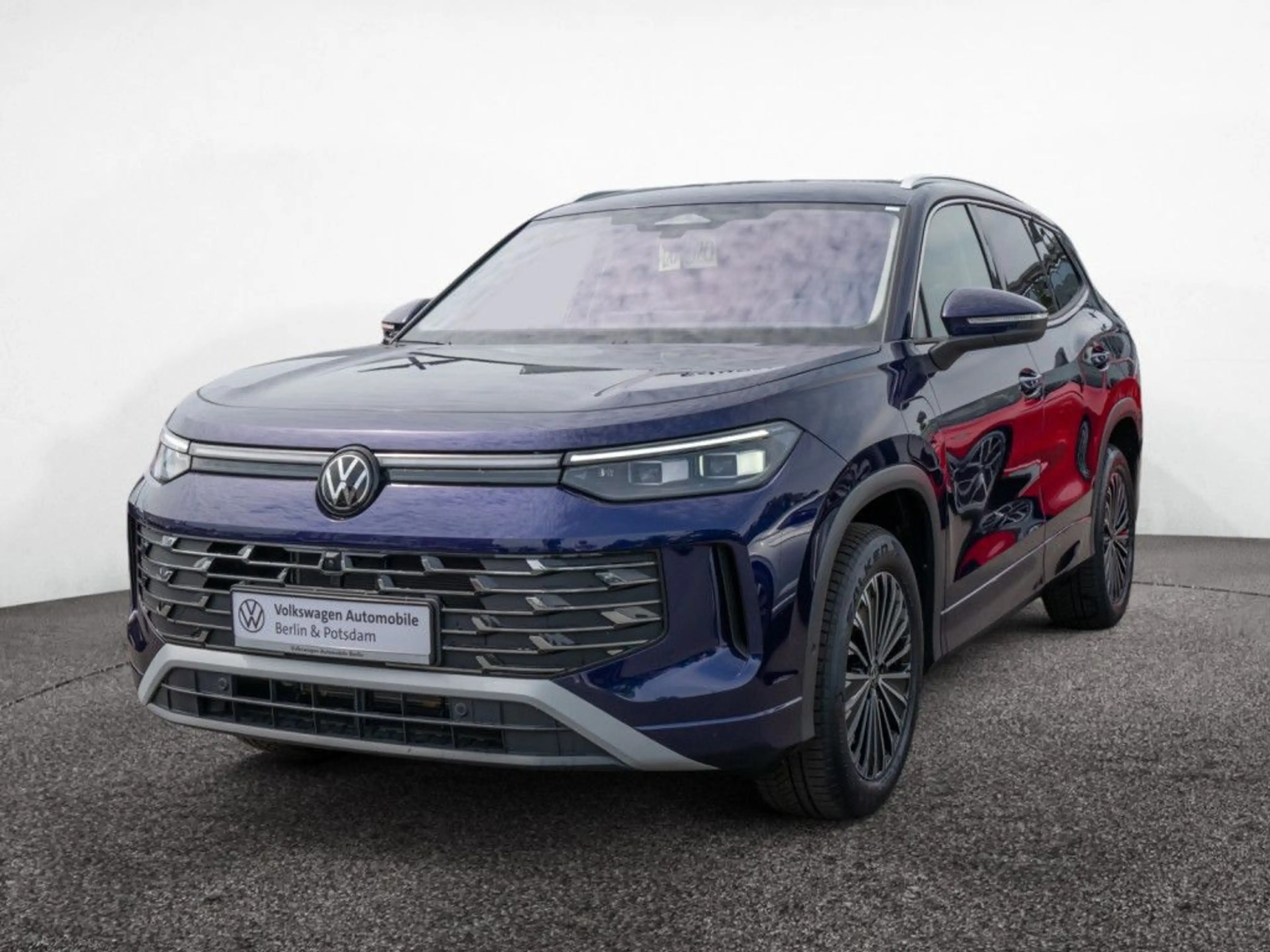 Volkswagen Tayron 1.5 TSI Hybrid DSG Elegance Navi PDC SHZ — photo 3