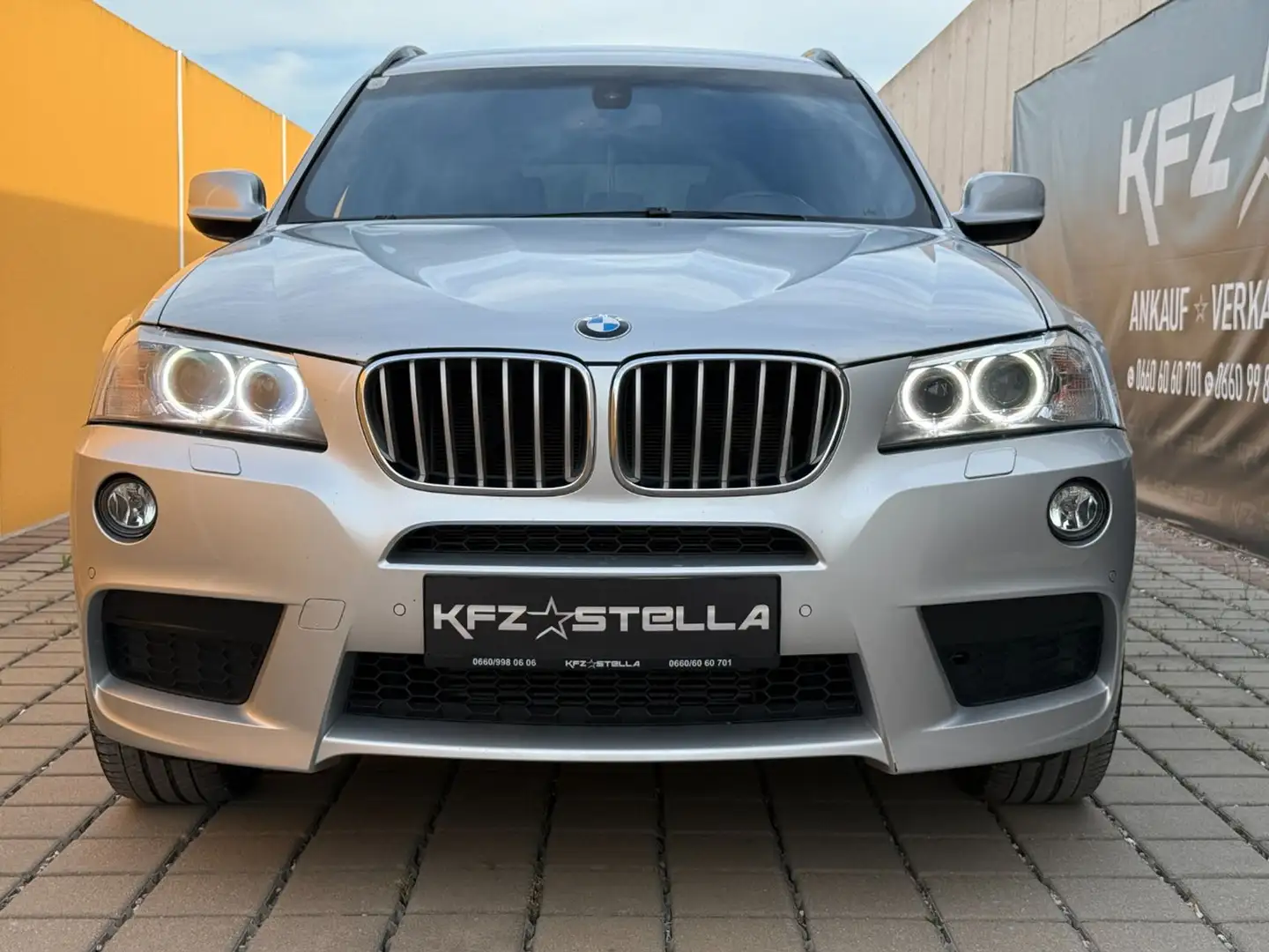 BMW X3 xDrive 30d Silber - 2