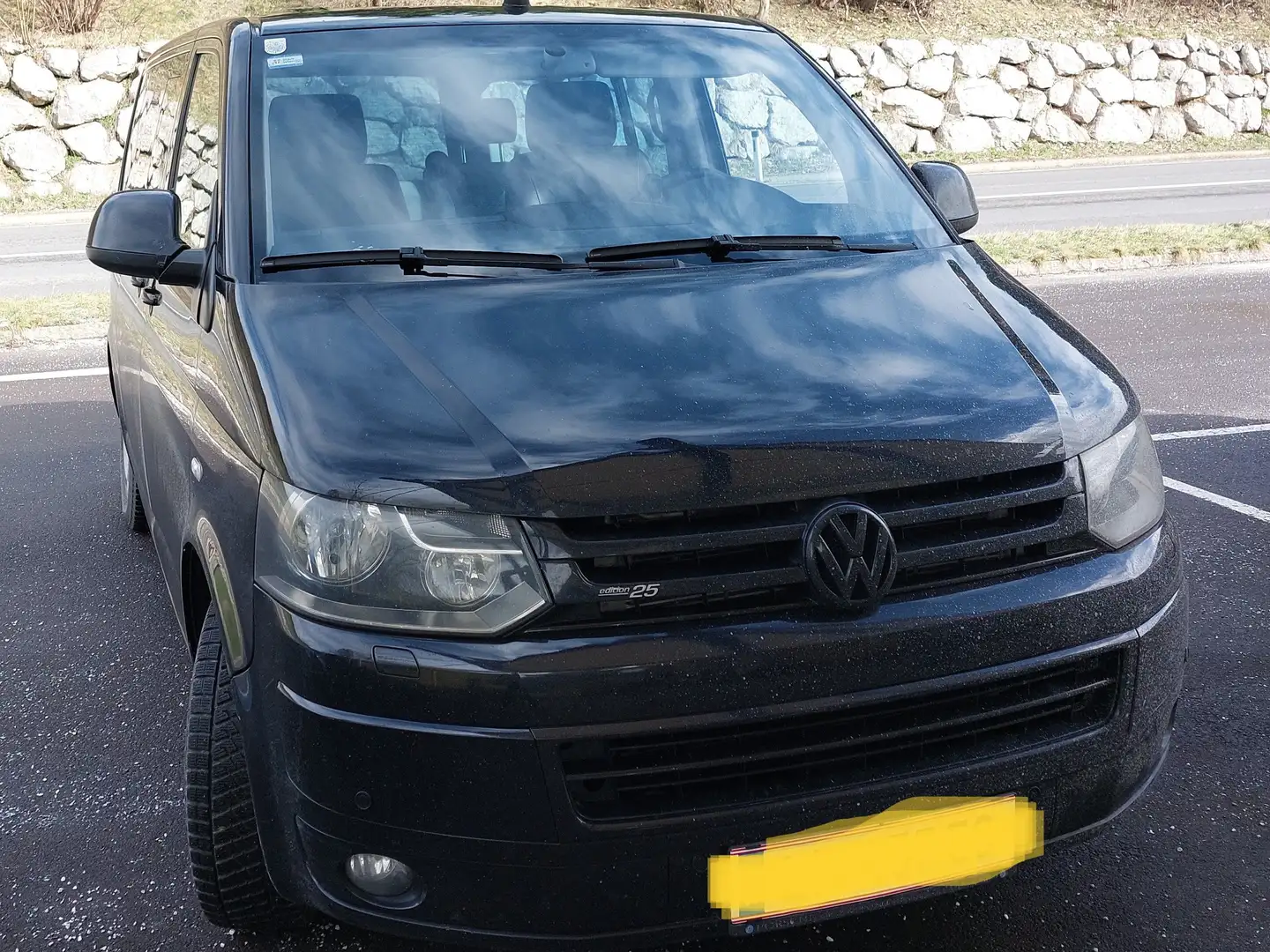 Volkswagen T5 Multivan Highline 2,5 TDI 4motion Schwarz - 2