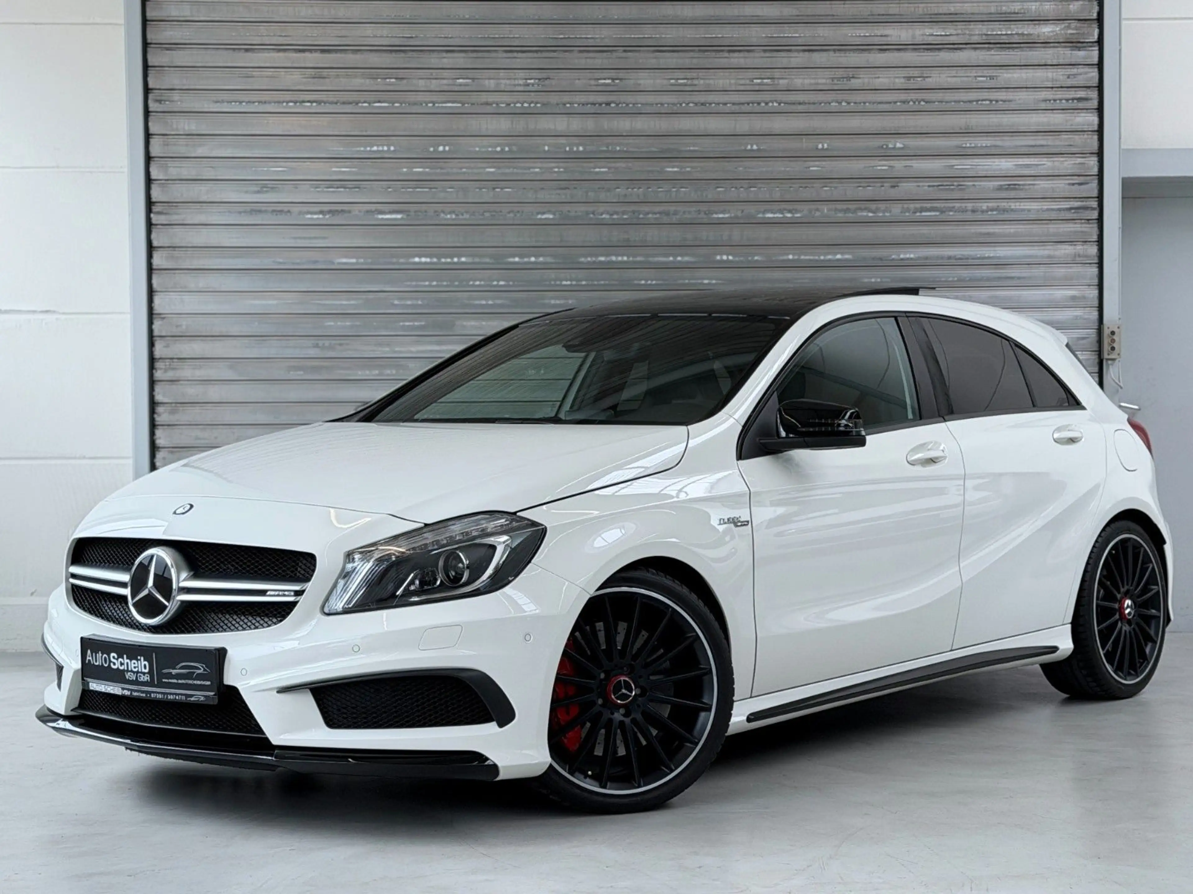 Mercedes-Benz A 45 AMG 4Matic*1.Hand*Sport-Abgas*Kamera*Pano