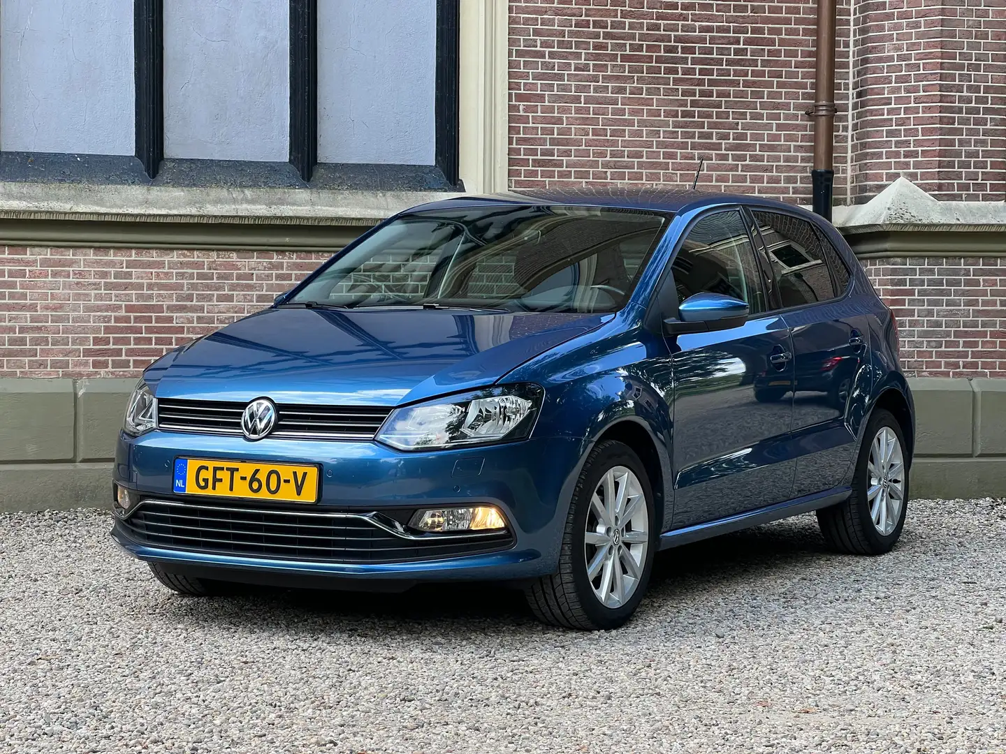 Volkswagen Polo 1.2 TSI Highline | Multif. stuur | Cruise Control Blauw - 2