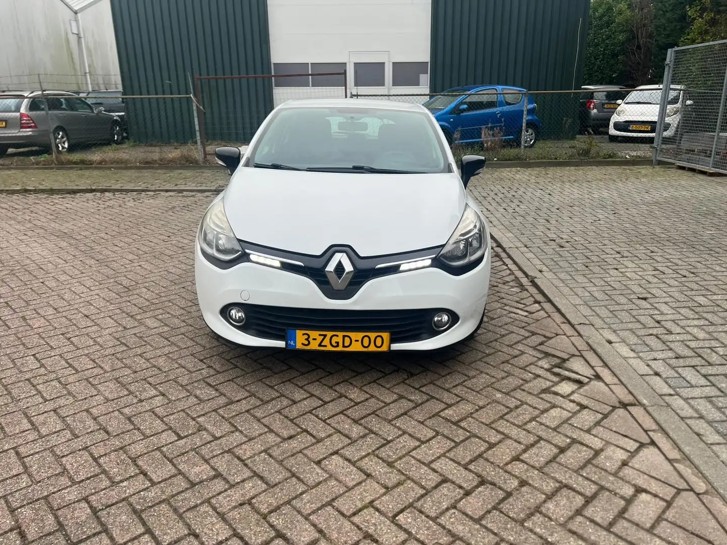 Renault Clio 0.9 TCe Expression Airco Cruise Nieuwe Disb Kettin Weiß - 2