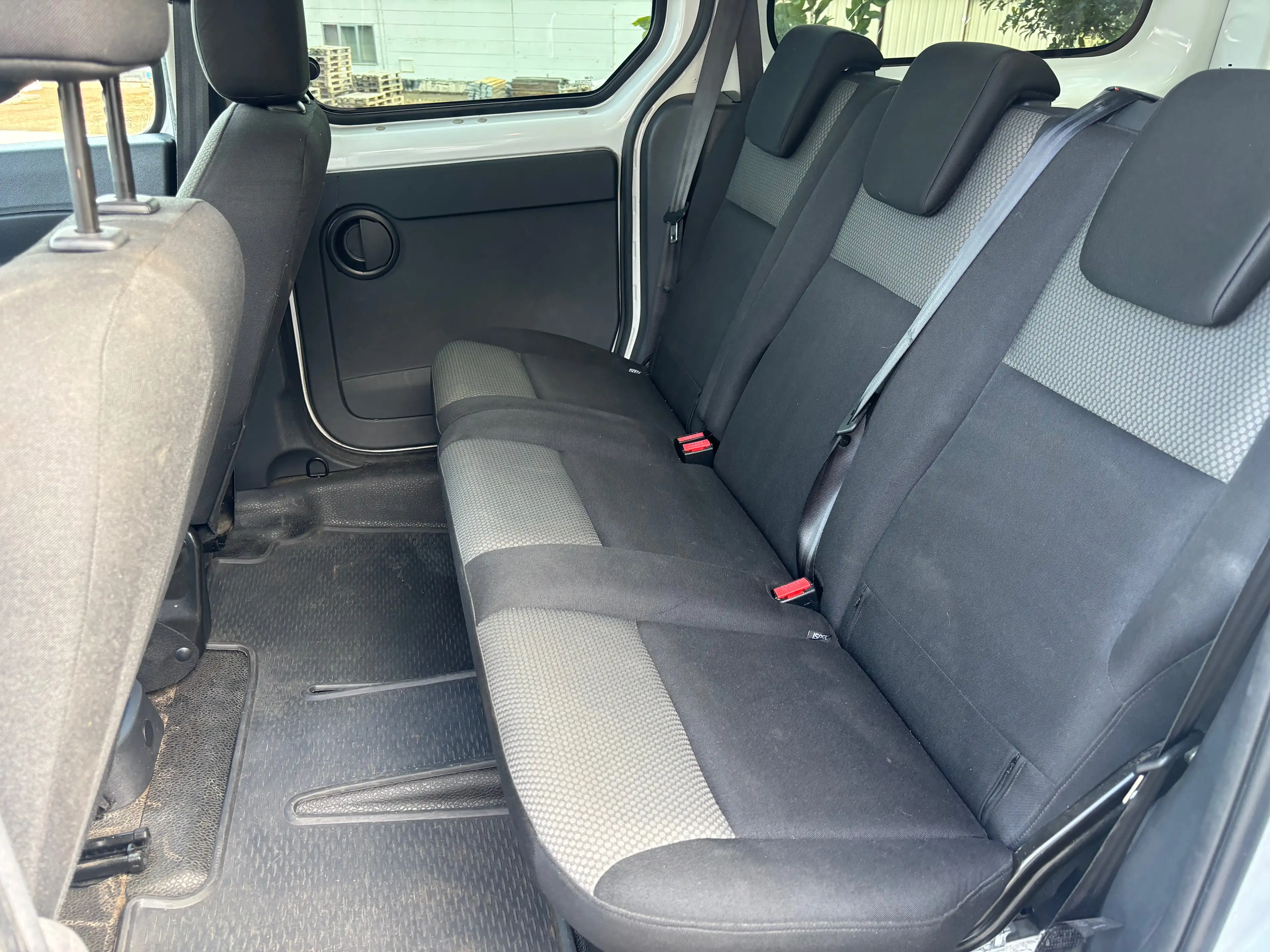 Renault Kangoo Grand Kangoo 1.5 dCie — photo 9