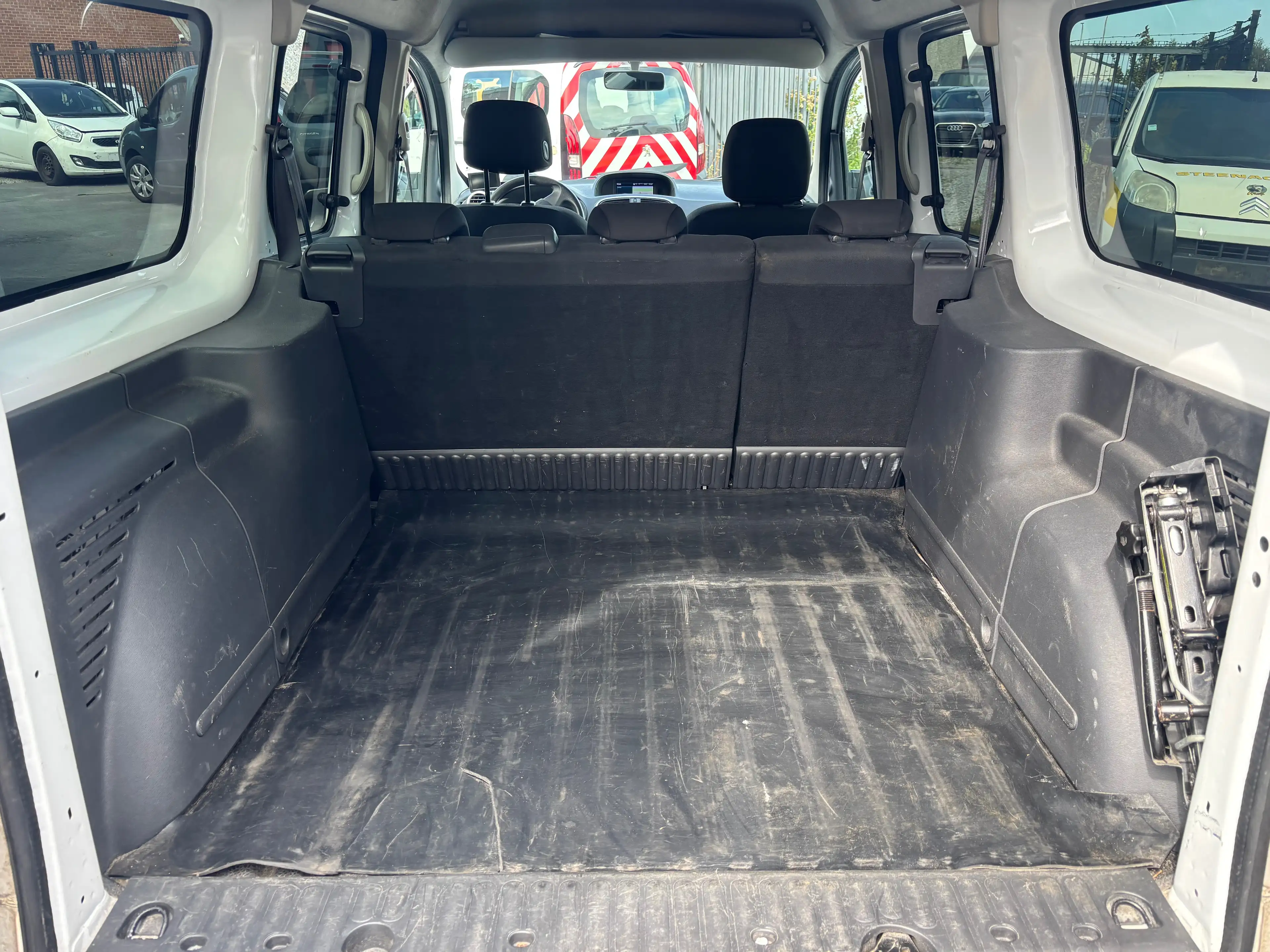 Renault Kangoo Grand Kangoo 1.5 dCie — photo 7