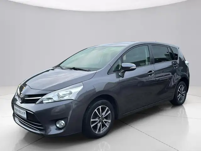 Toyota Verso 7.Sitze*HU/AU Neu*Kamera*