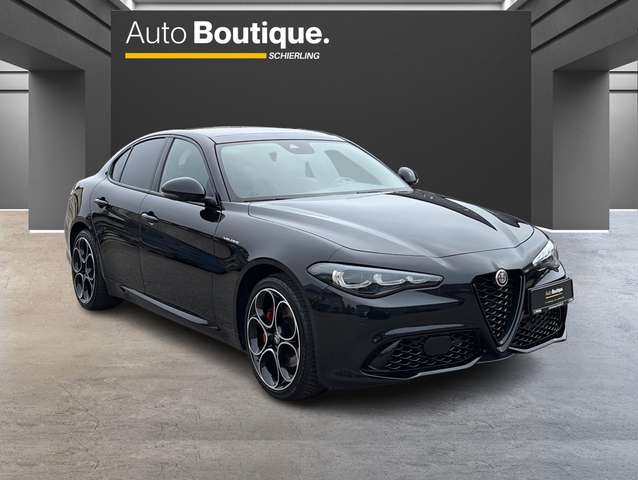 Alfa Romeo Giulia Veloce Q4 2.0 TURBO 16V AT8/DAB/KAMERA/+