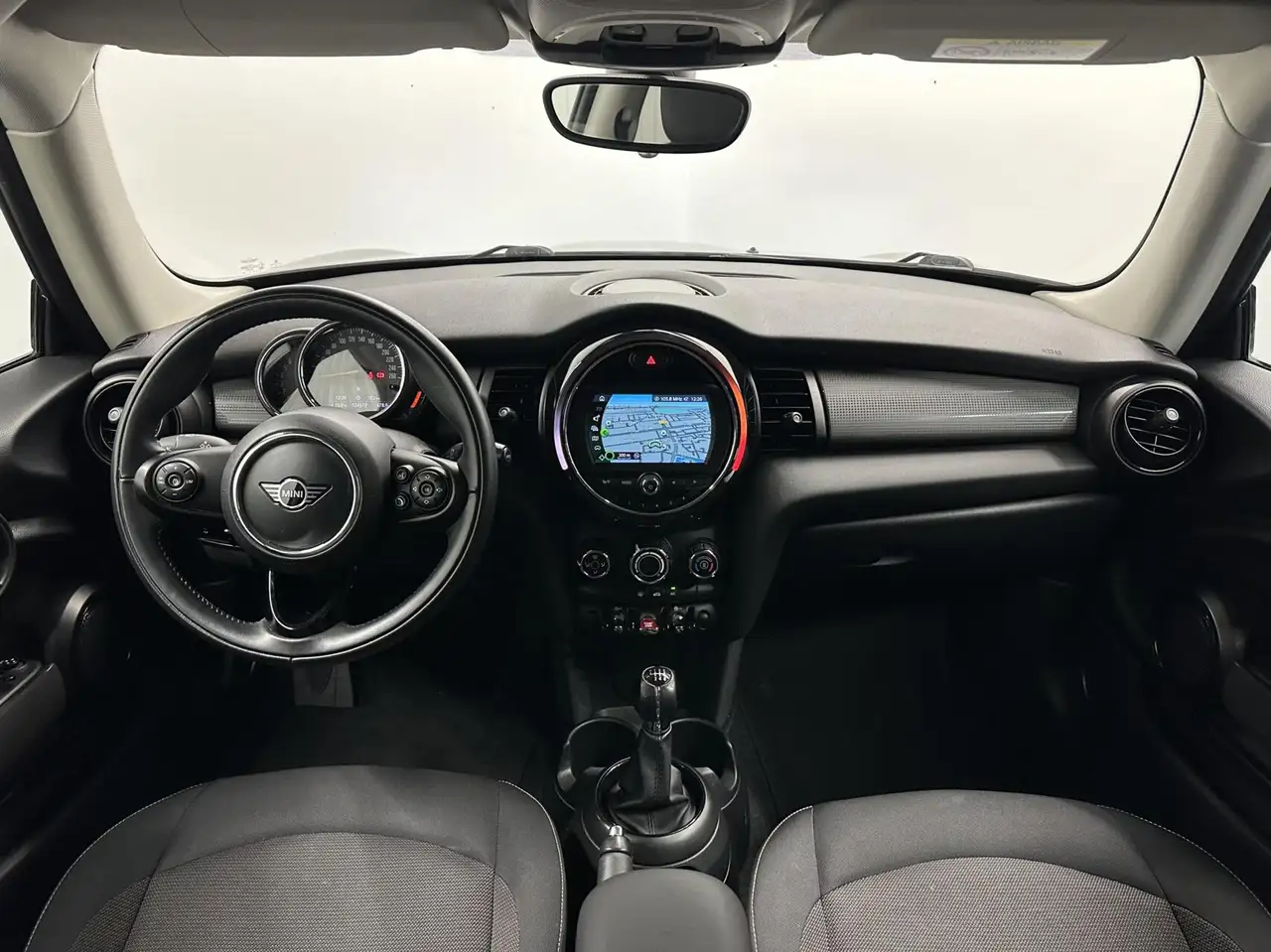 MINI Cooper 1.5 Pepper NAVIGATIE CRUISE LM., миниатюра 2