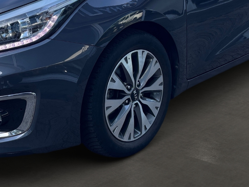Kia Ceed / cee'd UEFA Euro 2016 — photo 7