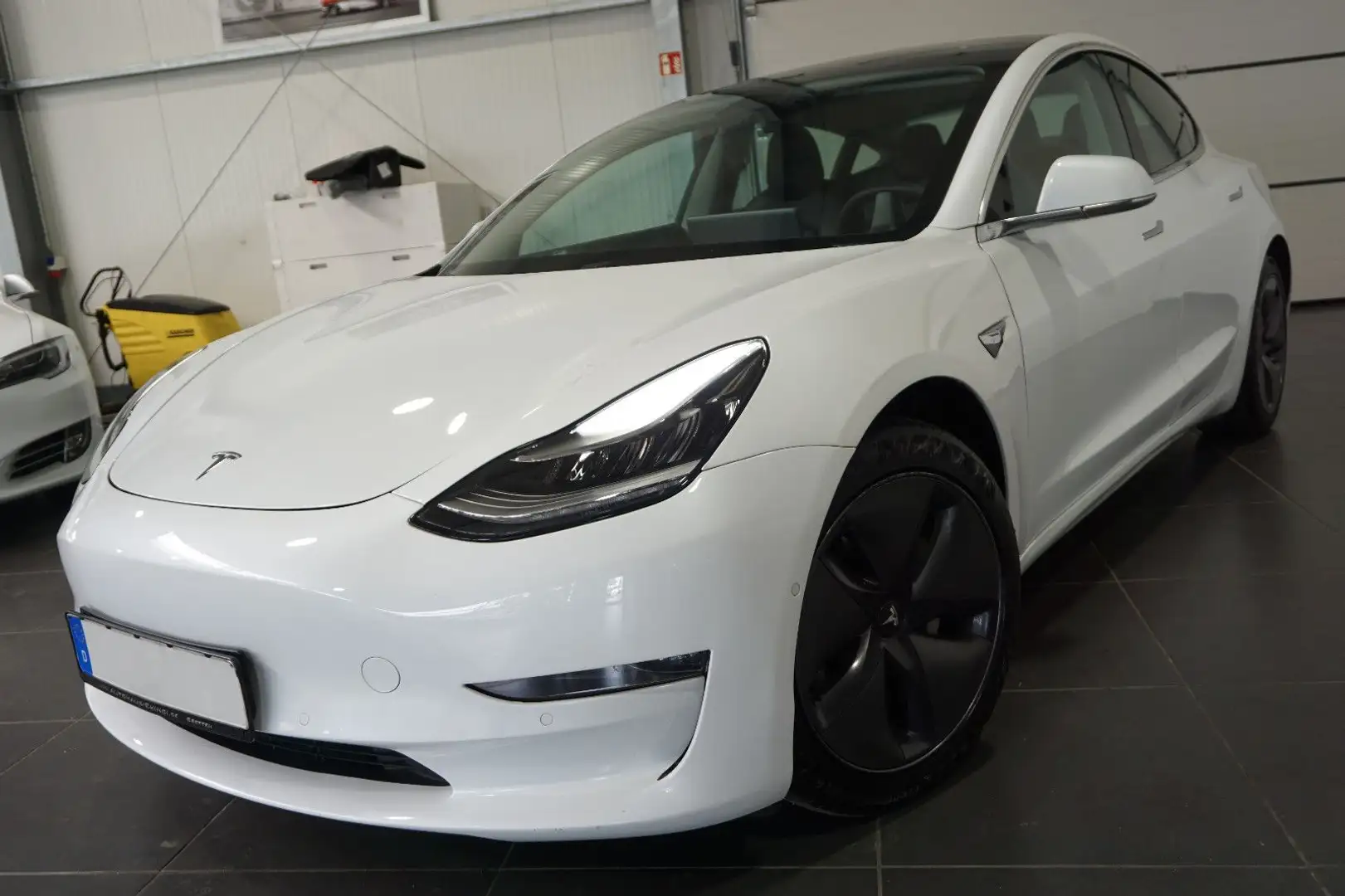 Tesla Model 3 **Long Range** *Panorama*LED*Navi*SHZ* Blanc - 1