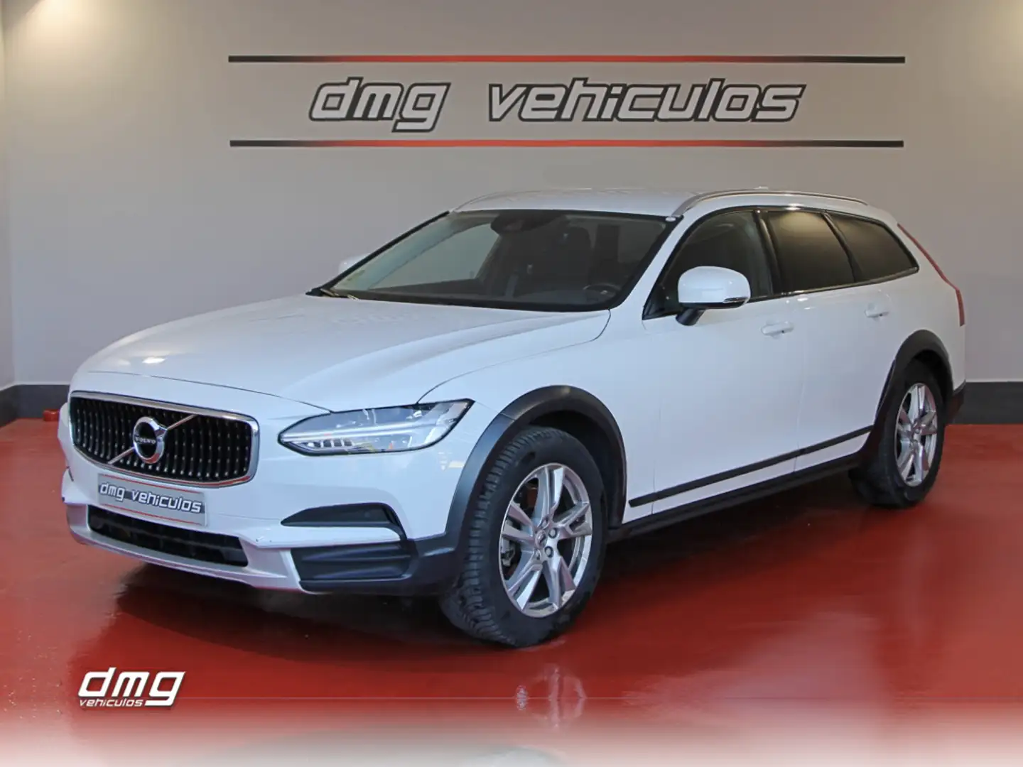 Volvo V90 Cross Country D4 AWD Aut. Wit - 2