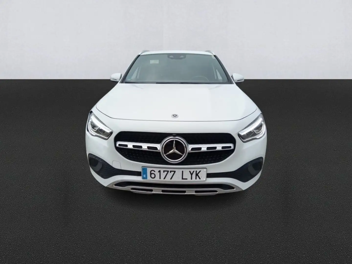 Mercedes-Benz GLA 220 220d 4Matic 8G-DCT - 2