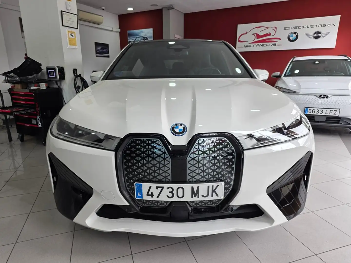BMW iX xDrive 40 Blanco - 2
