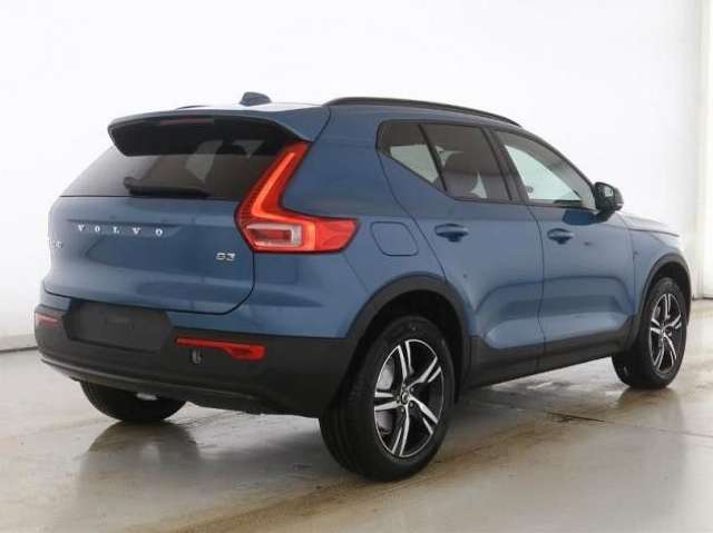 Volvo XC40 Plus Dark*LEDER*PANO*ACC*BLIS*360*PIXEL