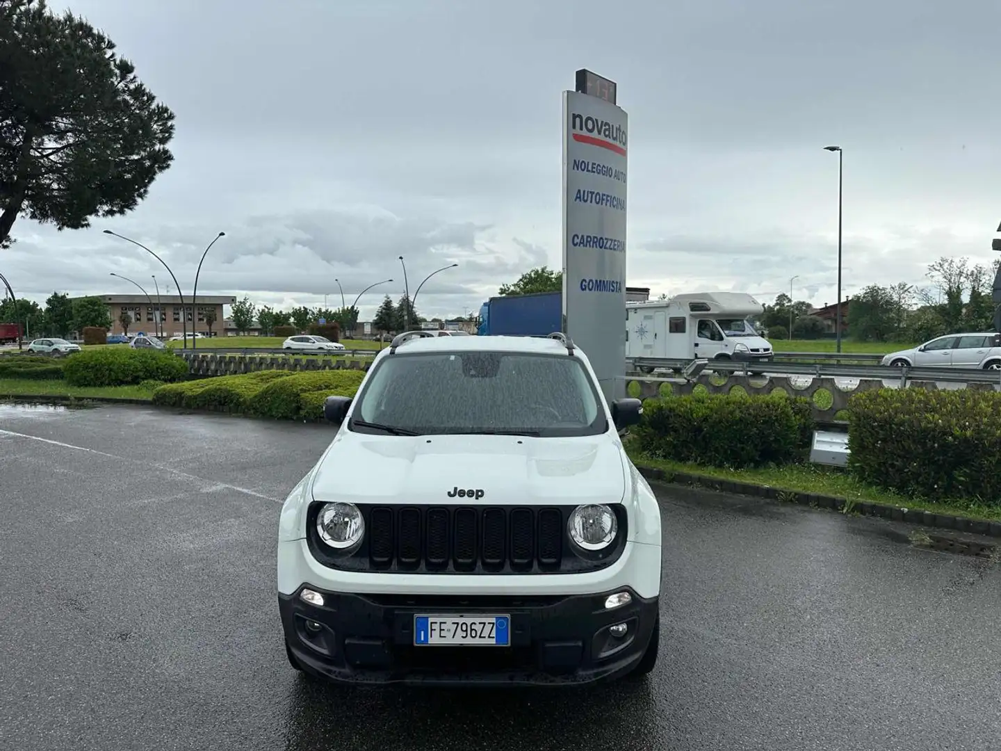 Jeep Renegade 2.0 Mjt 140CV 4WD Active Drive Limited Wit - 2