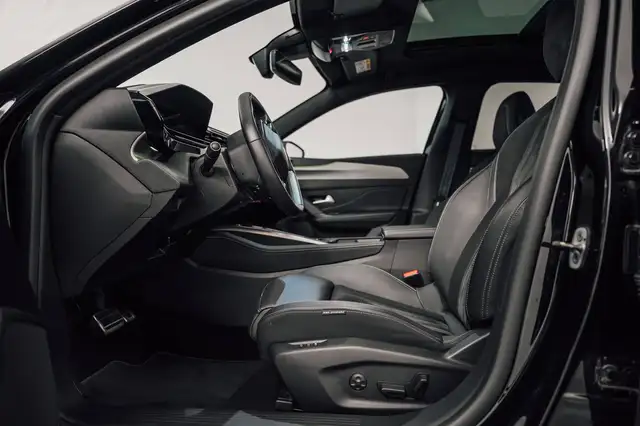 Peugeot 308 view 13