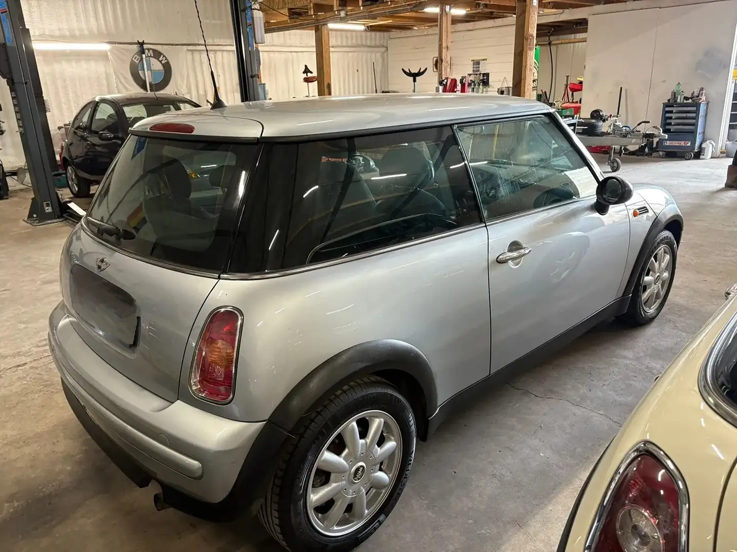 MINI One Mini One srebrna - 1