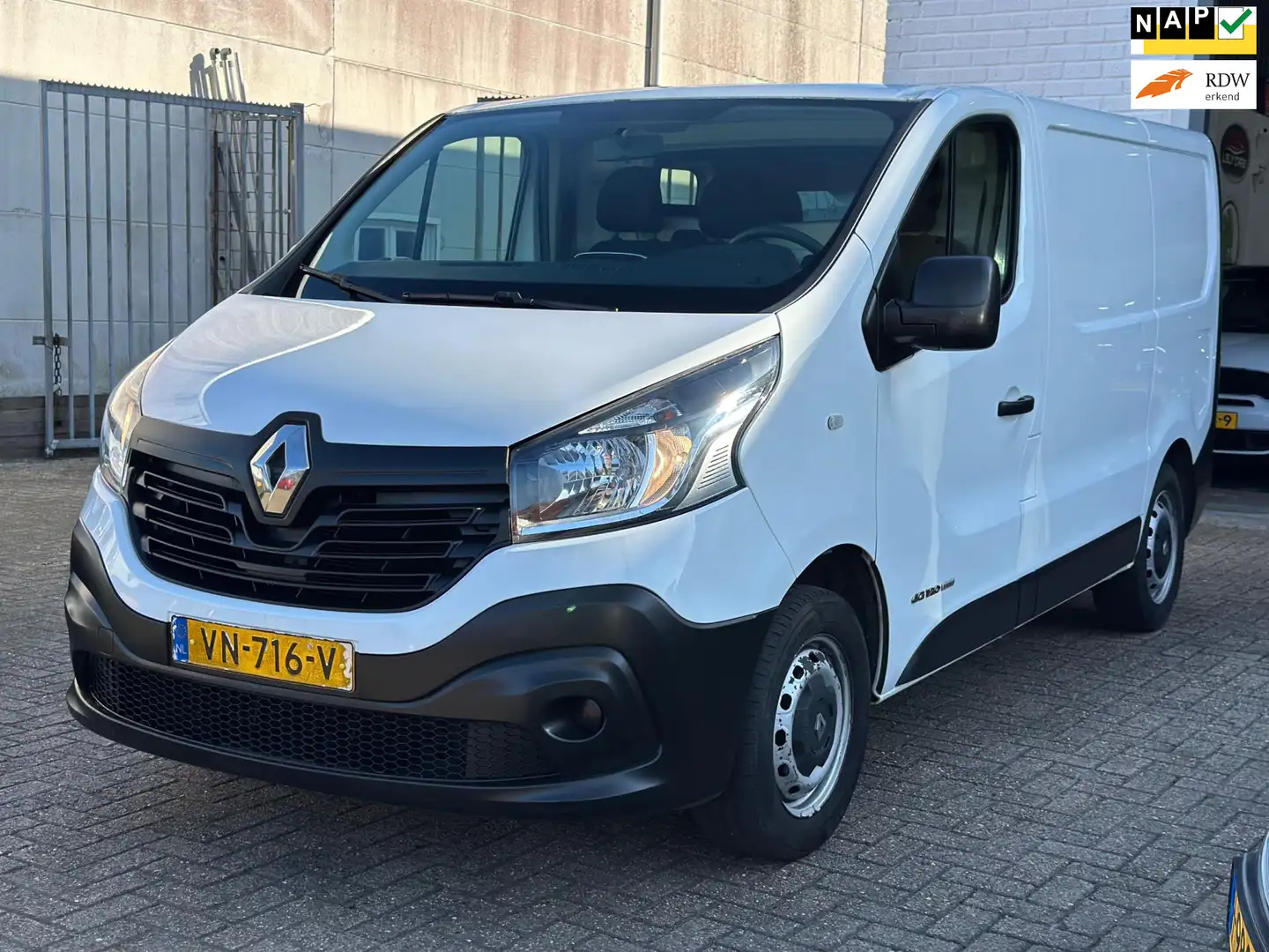 Renault Trafic 1.6 dCi T27 L1H1 Comfort Energy Bj:2015 AIRCO El R - 1