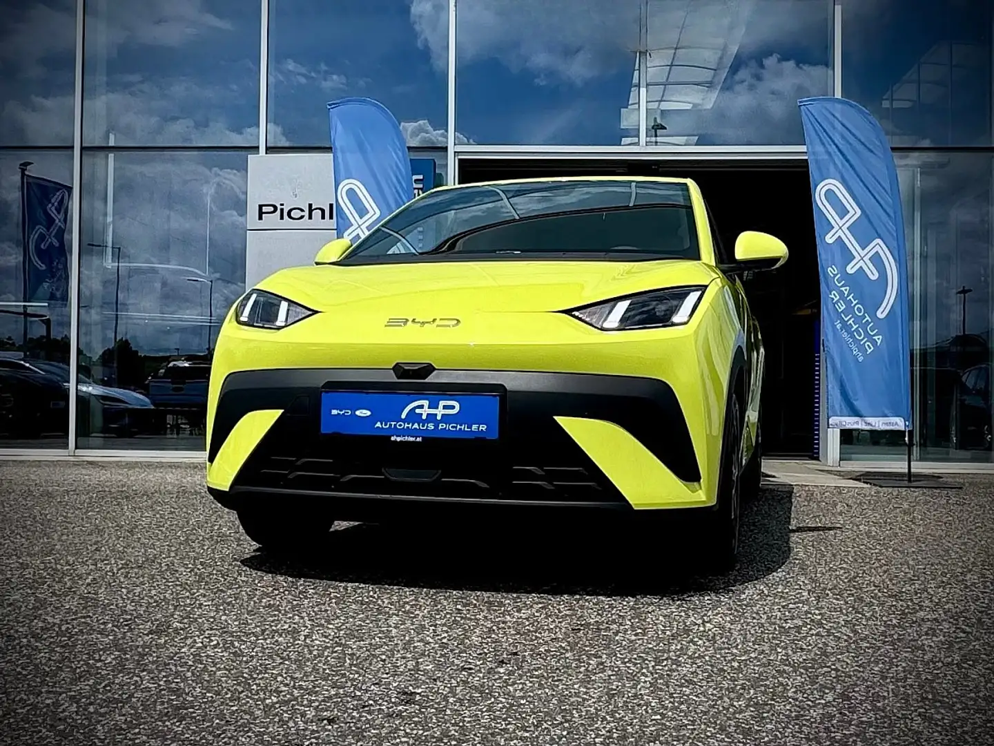 BYD Dolphin Surf Comfort 43kWh 156PS LAGER AKTION Grün - 2