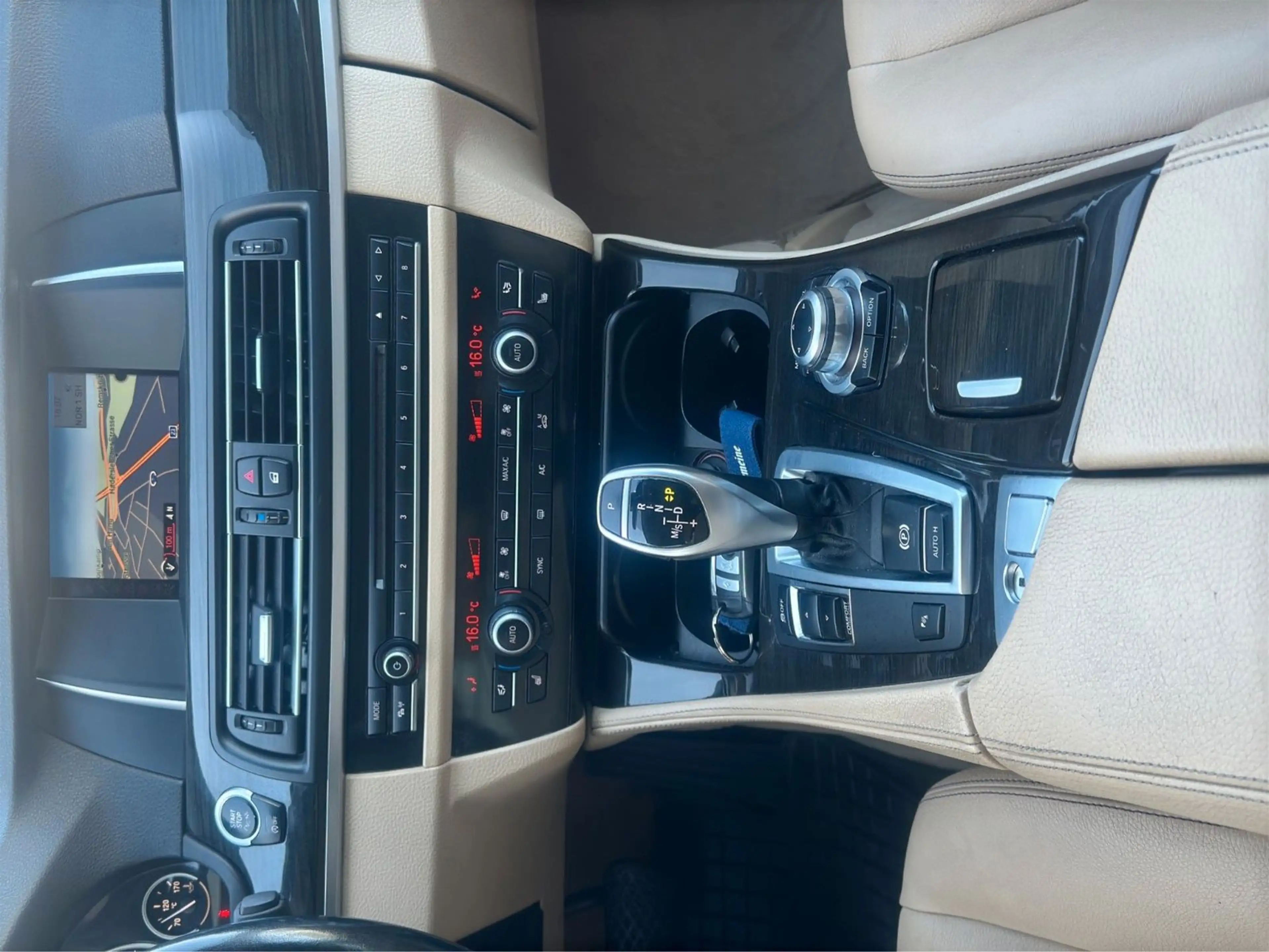 BMW 528 Touring Luxury Line*Facelift*Voll Ausstattung* — photo 15