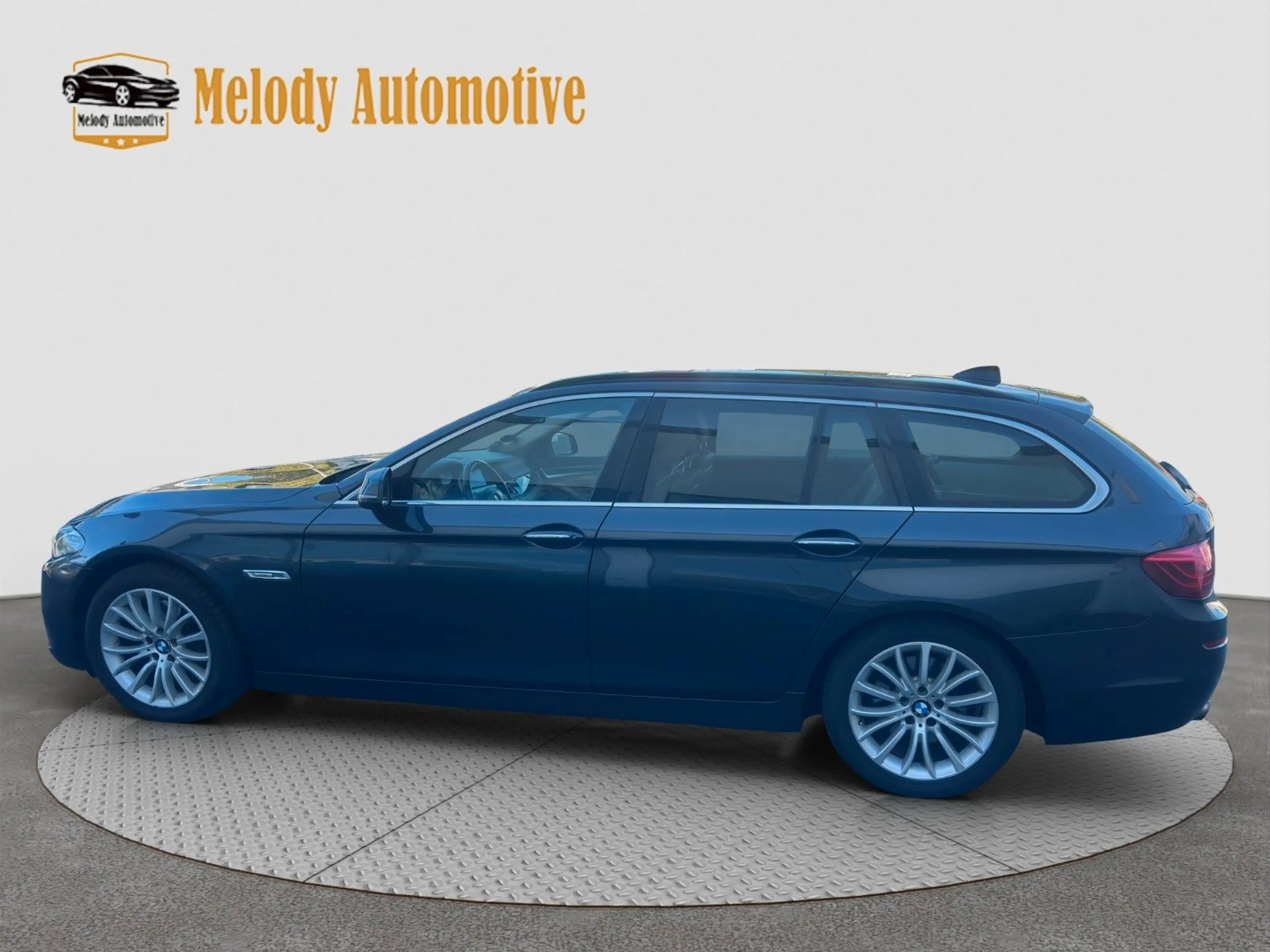BMW 528 Touring Luxury Line*Facelift*Voll Ausstattung* — photo 9