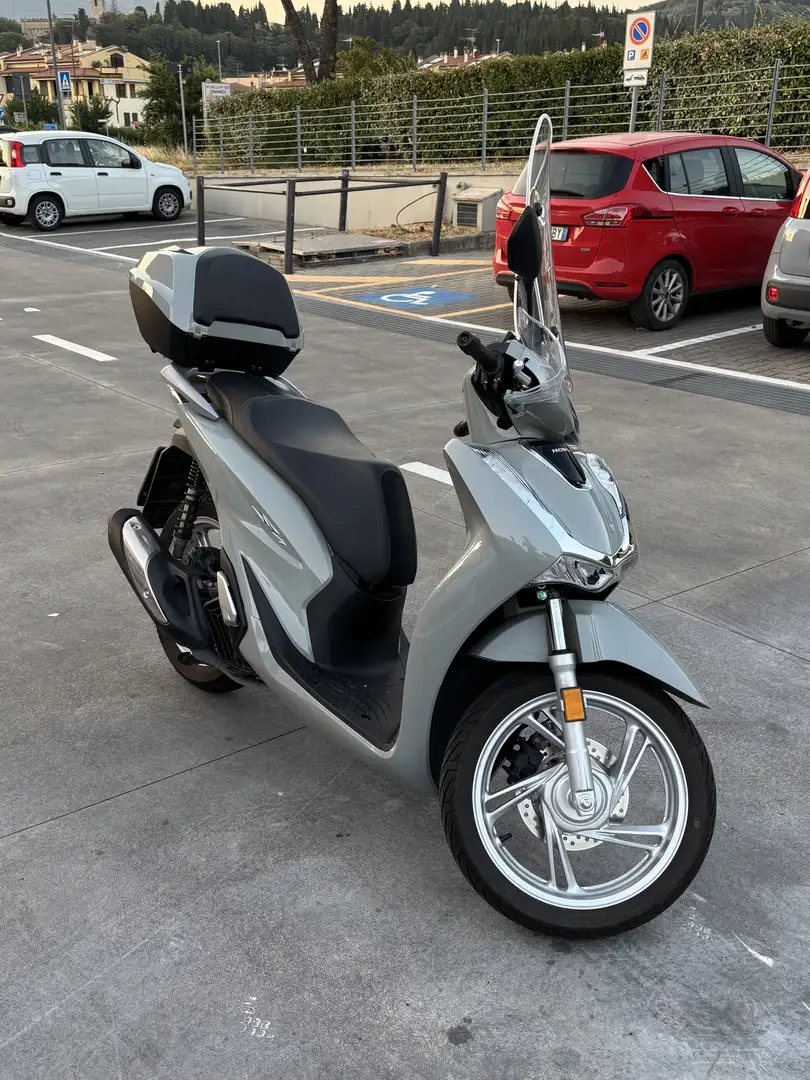 Honda SH 125i - 1